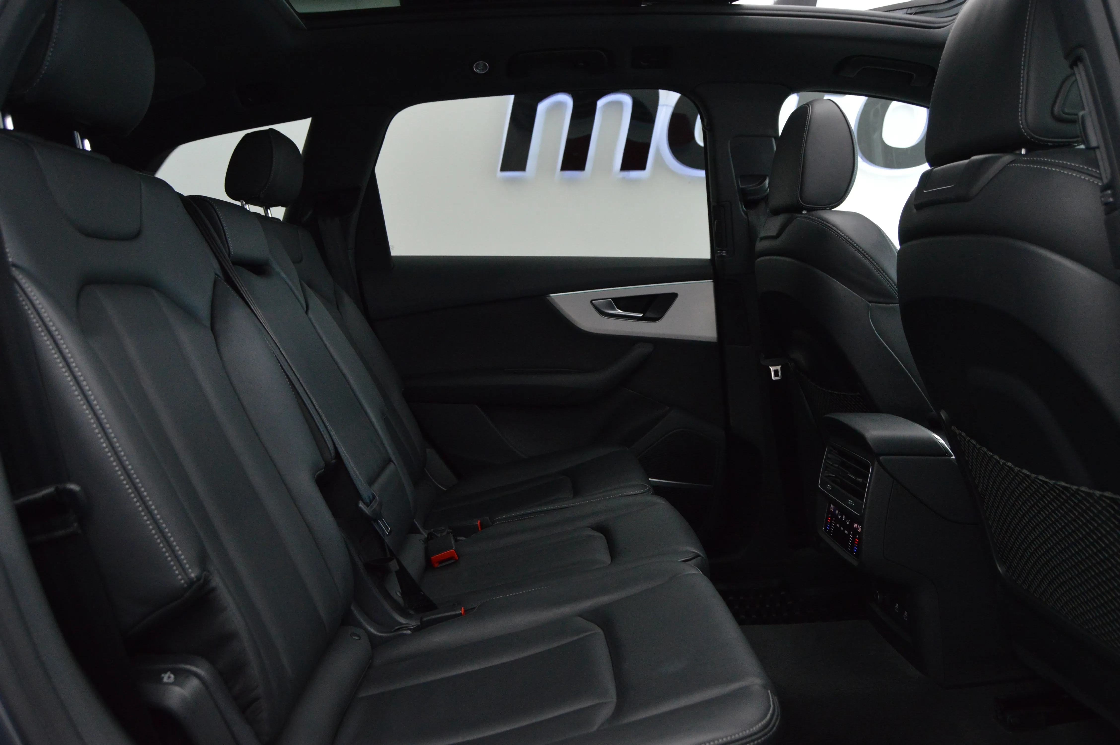 Audi Q7 S- LINE 2023