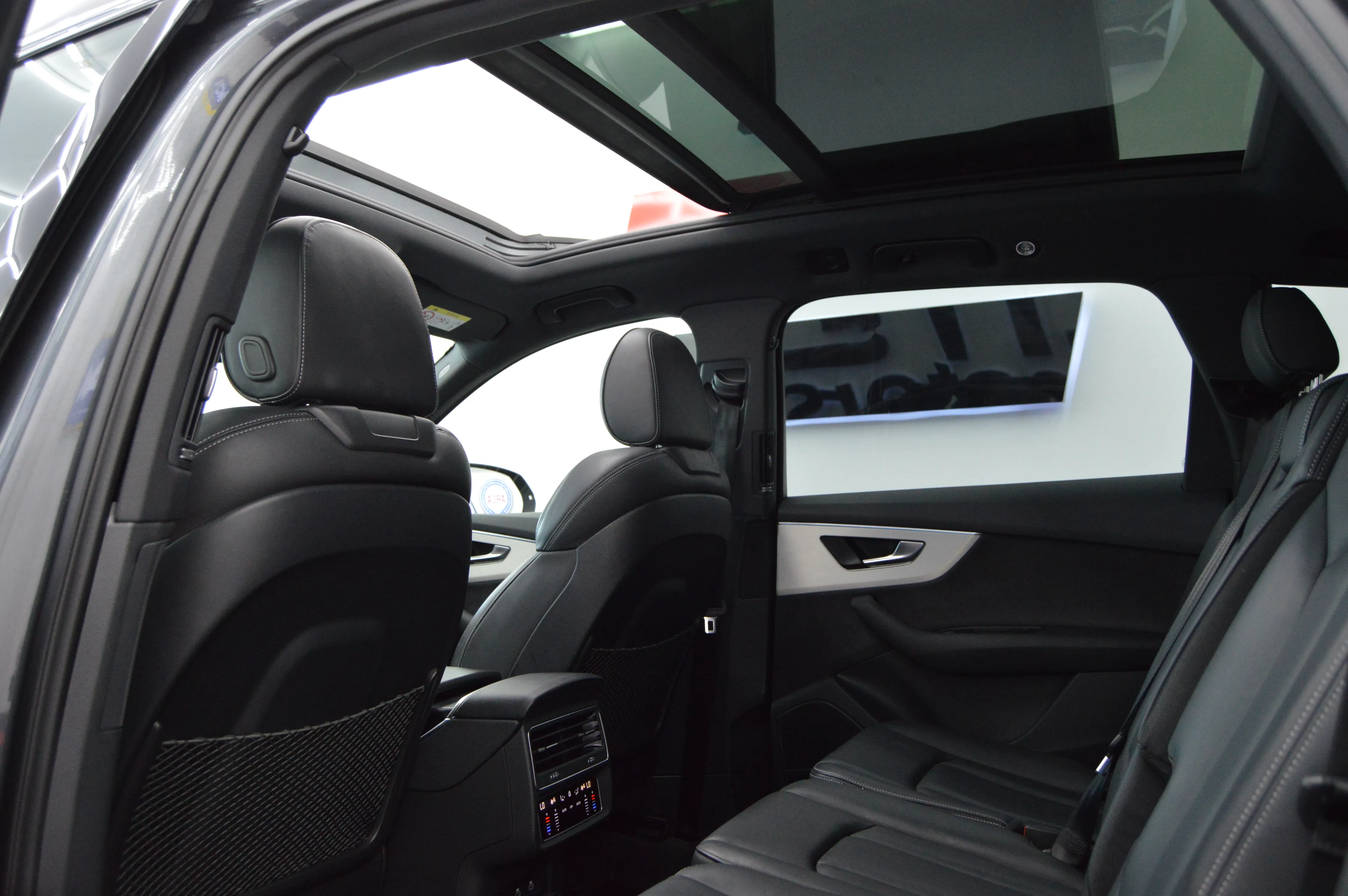 Audi Q7 S- LINE 2023