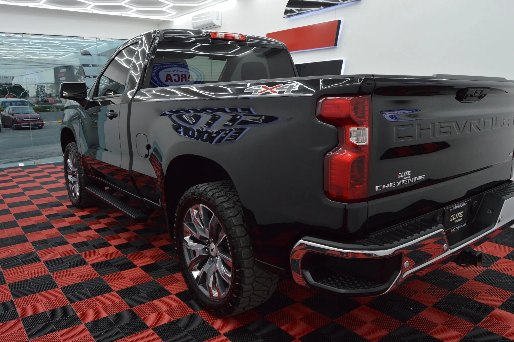 Chevrolet Cheyenne LT Cabina Regular 2024