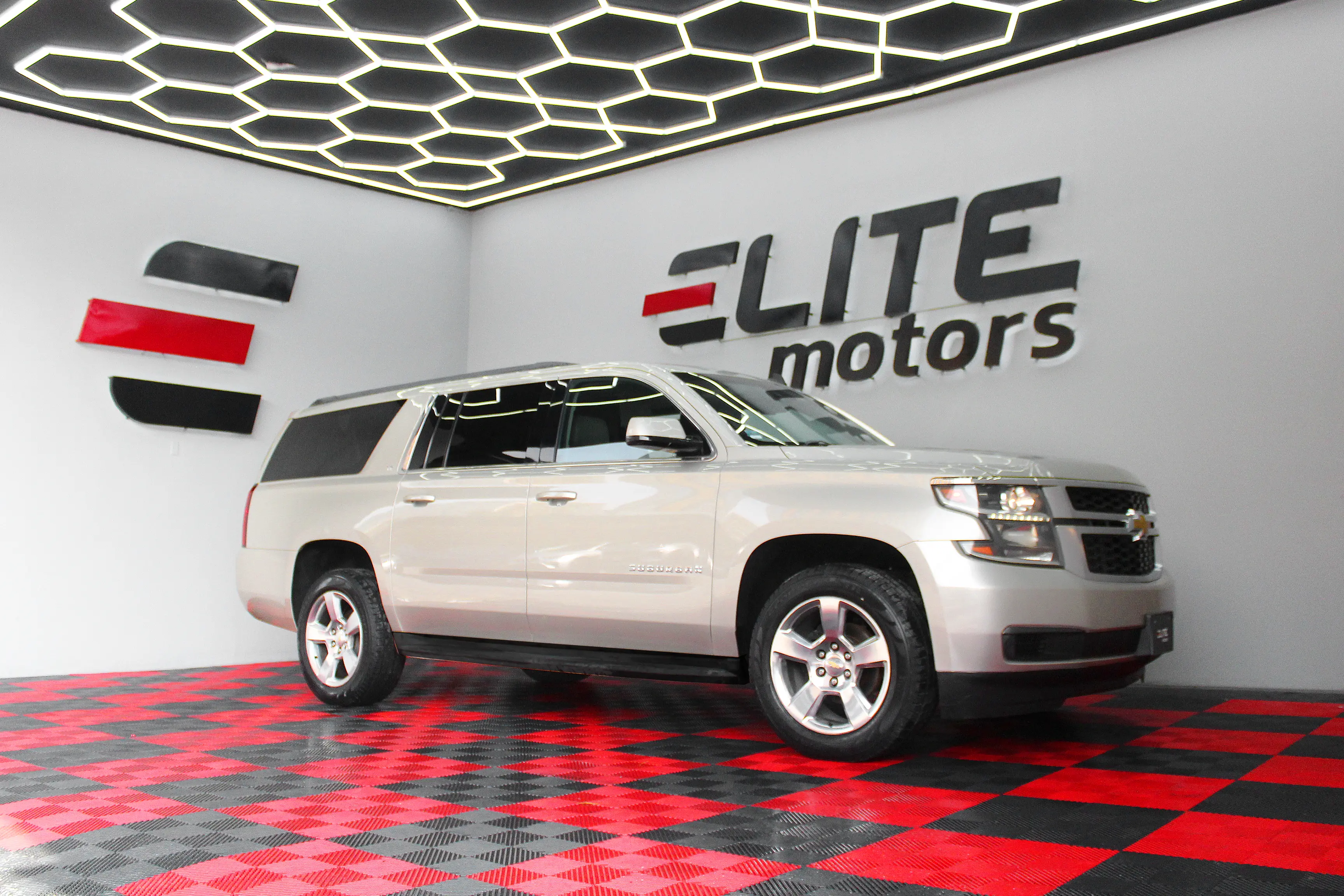 Chevrolet Suburban LT 2015