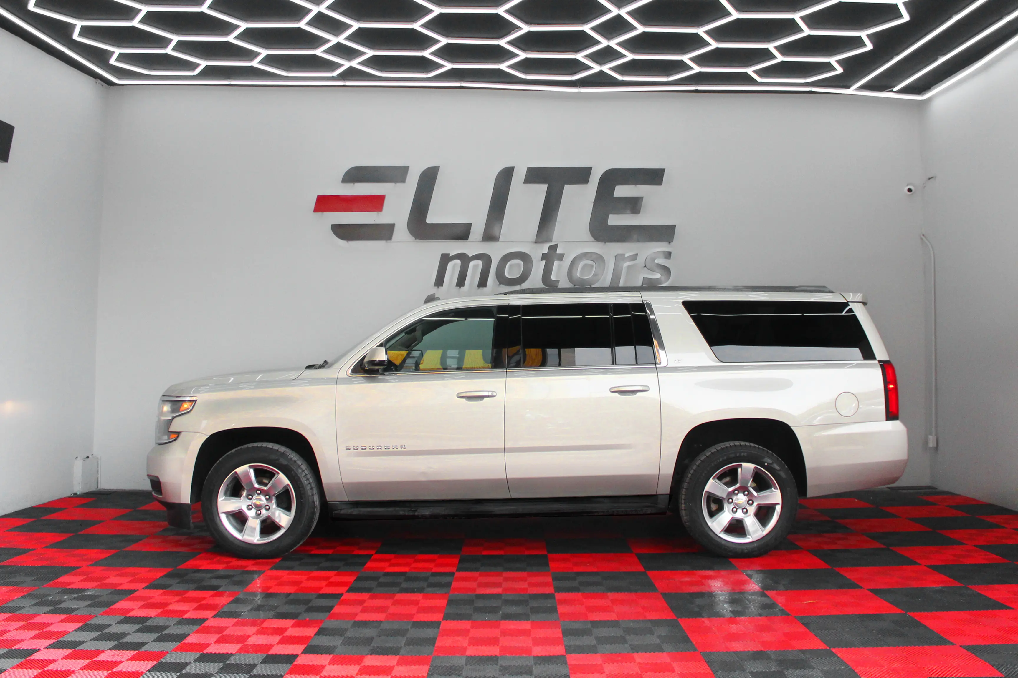 Chevrolet Suburban LT 2015