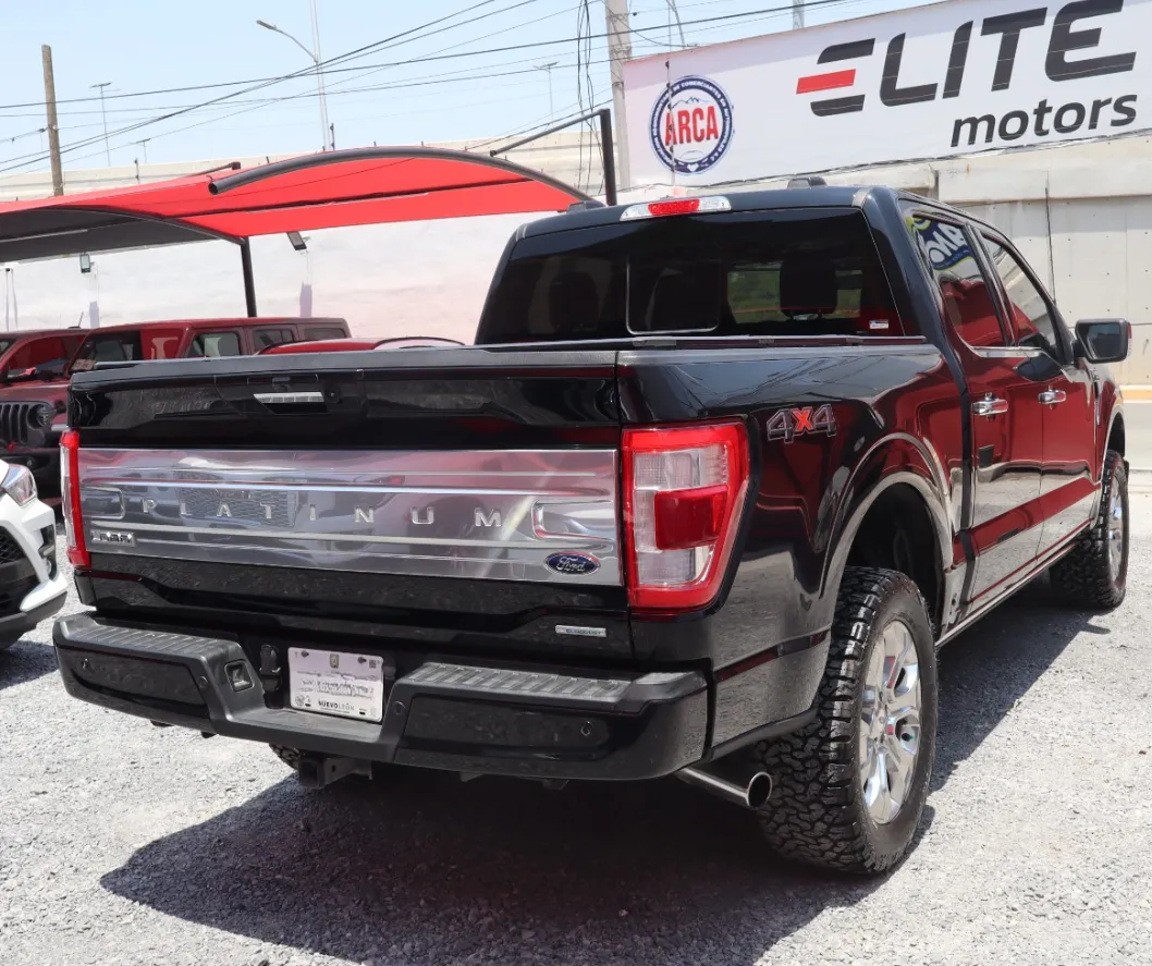 Ford LOBO CREW CAB 2022