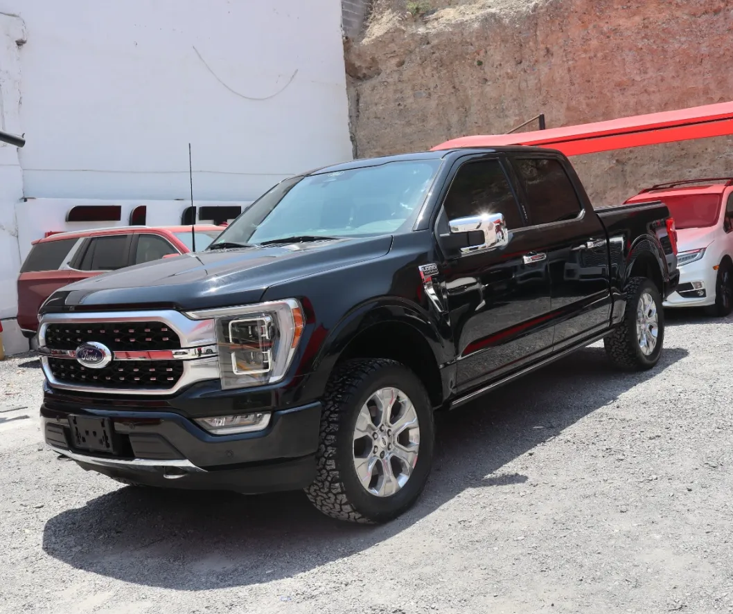 Ford LOBO CREW CAB 2022