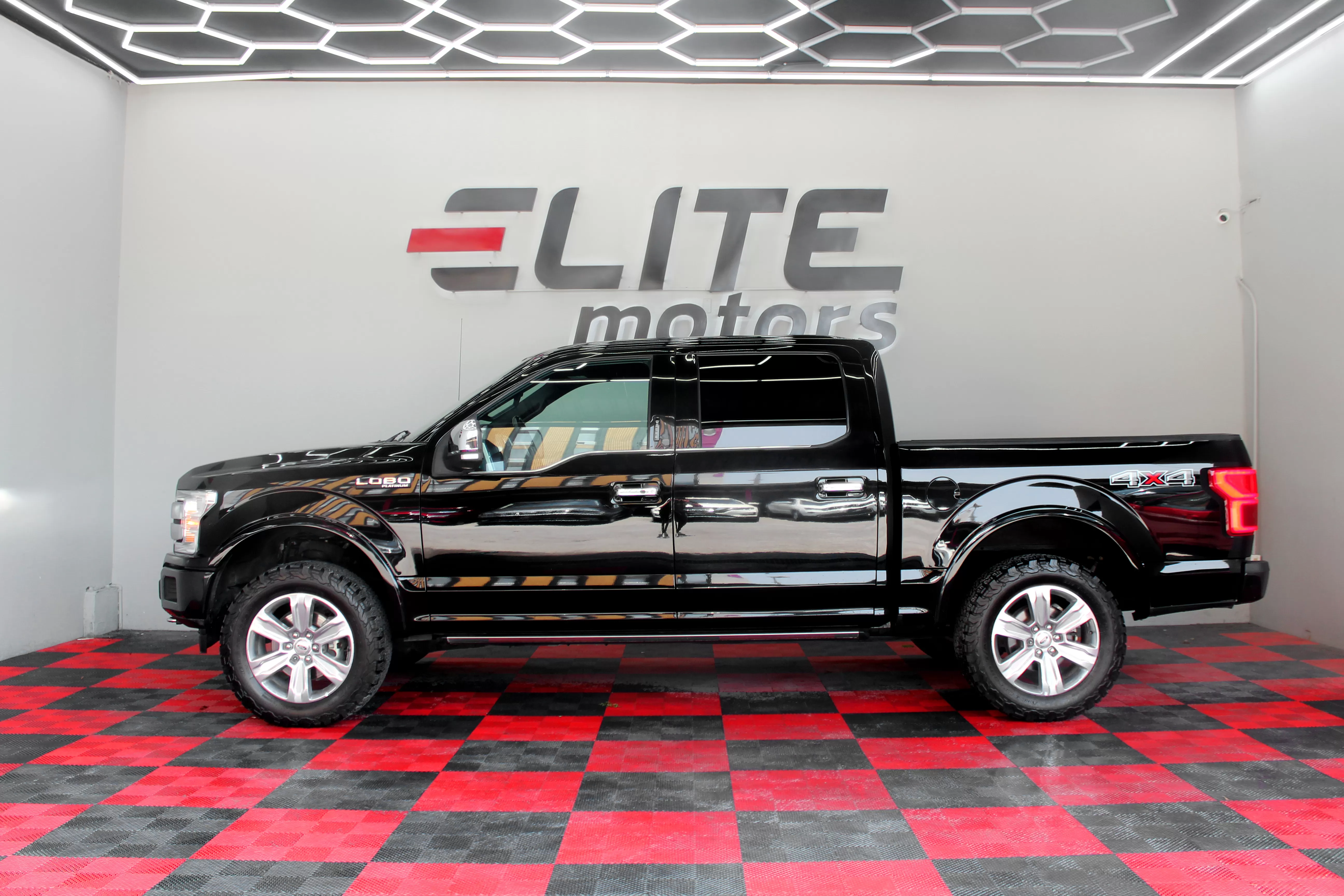 Ford Lobo Platinum 2019