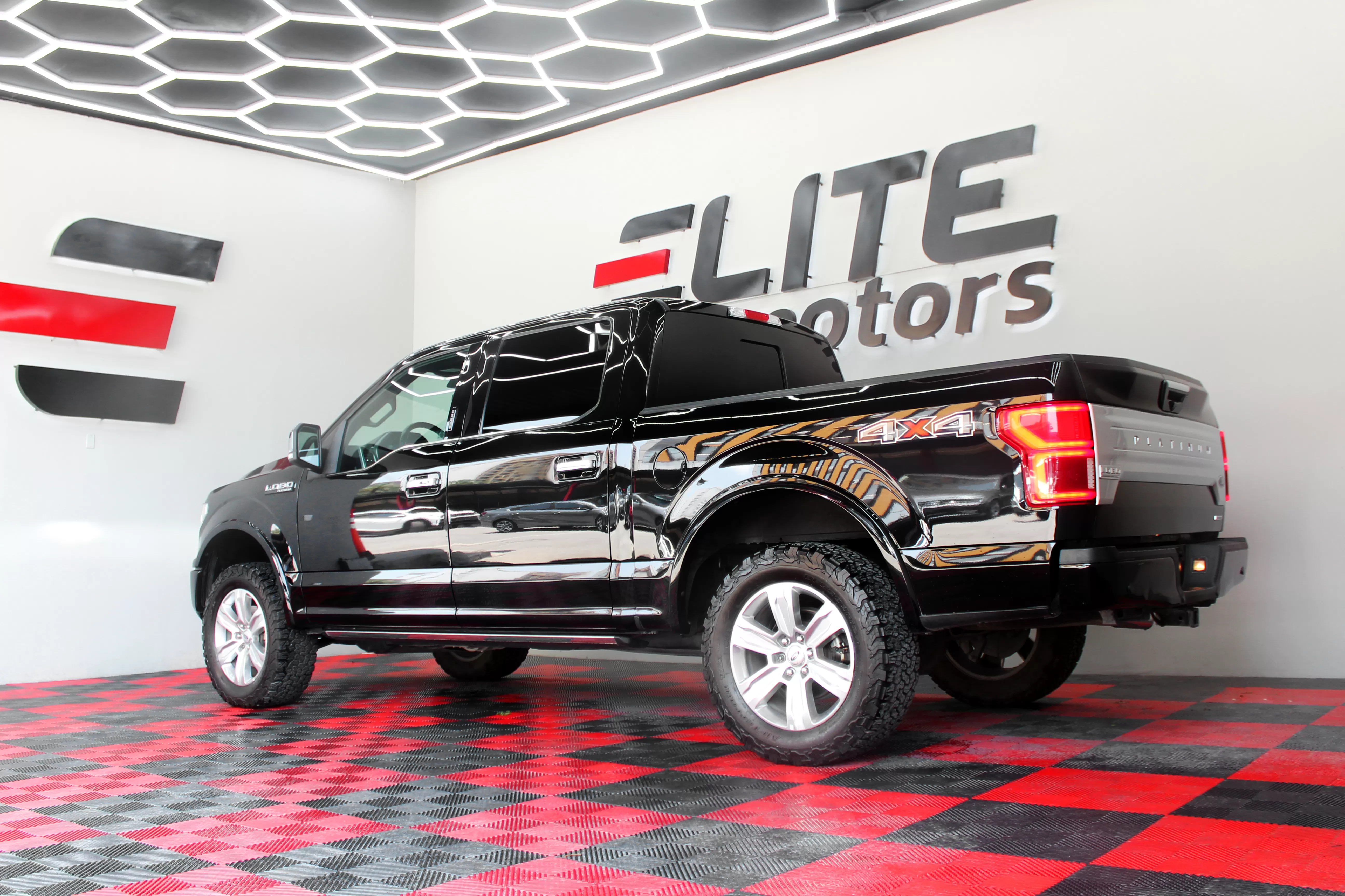 Ford Lobo Platinum 2019
