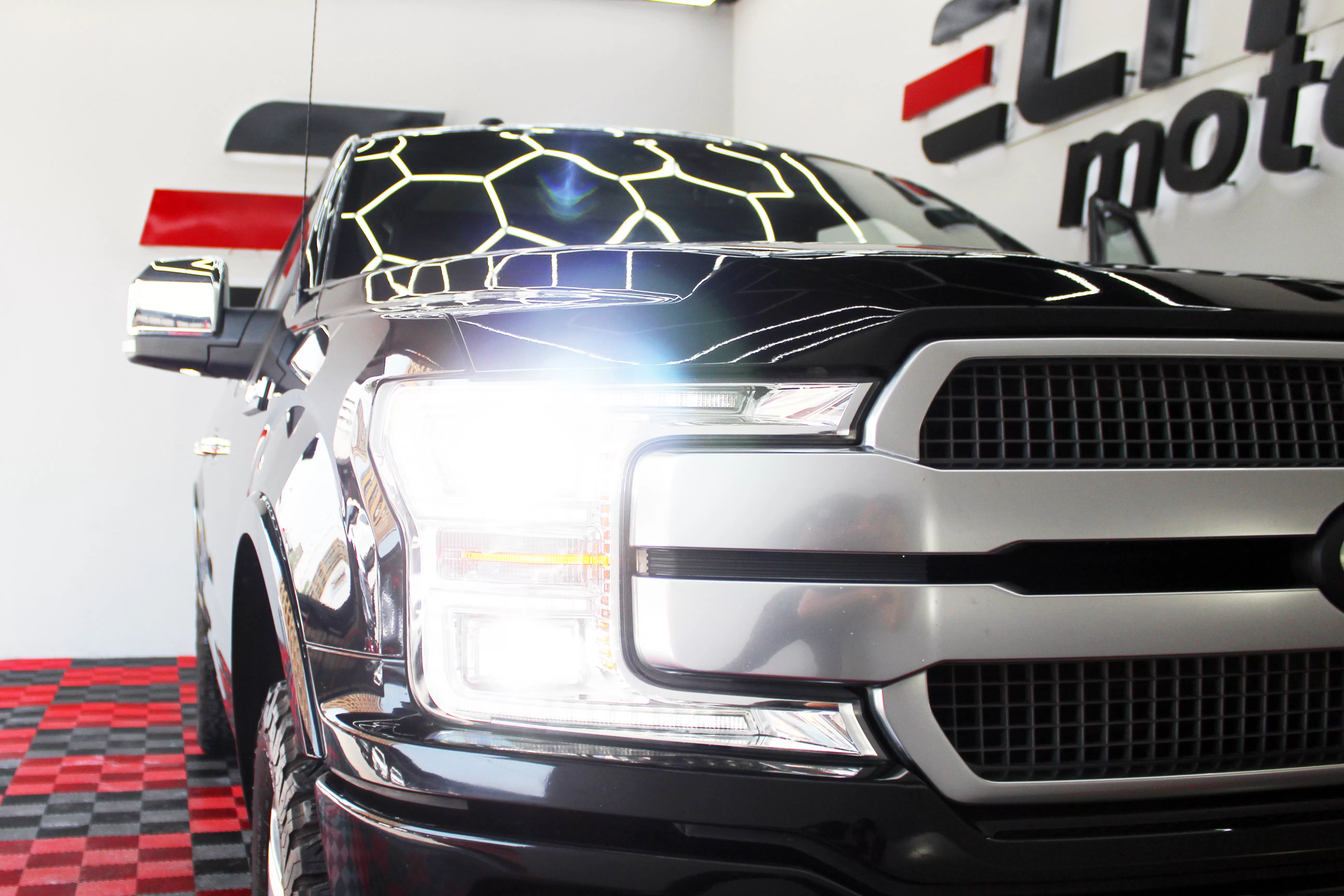 Ford Lobo Platinum 2019