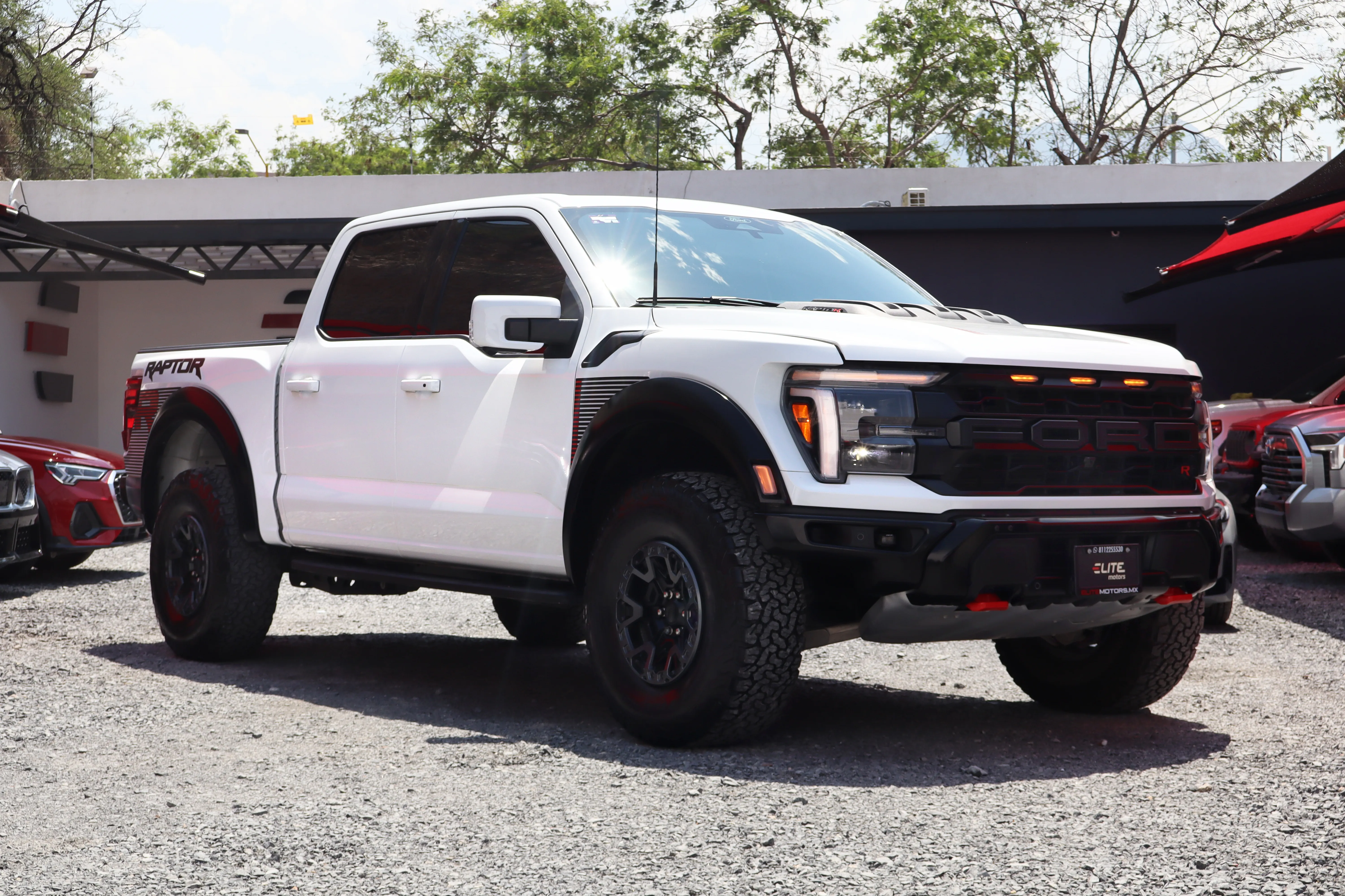 Ford Lobo Raptor R 2025