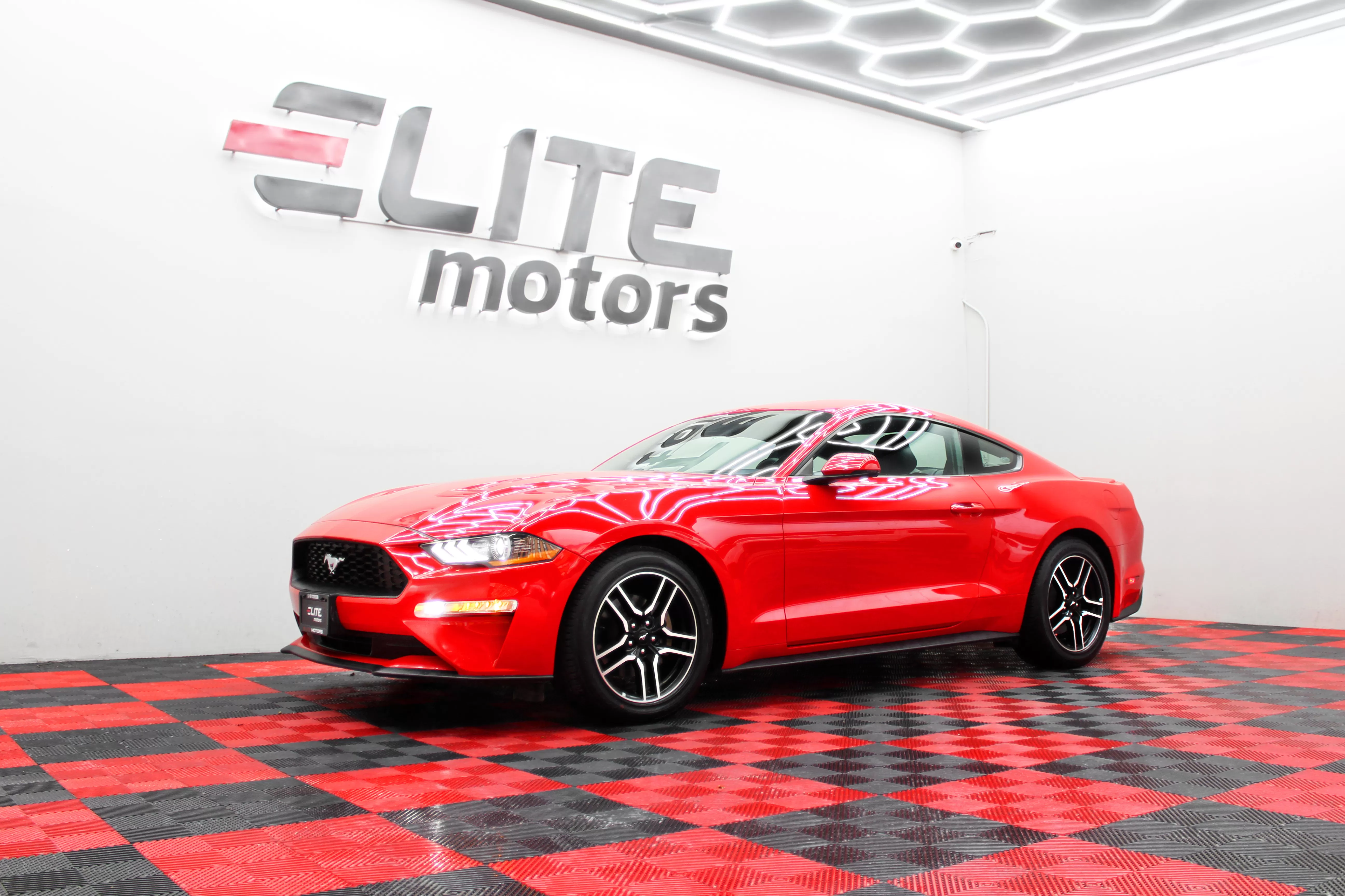 Ford Mustang EcoBoost 2019
