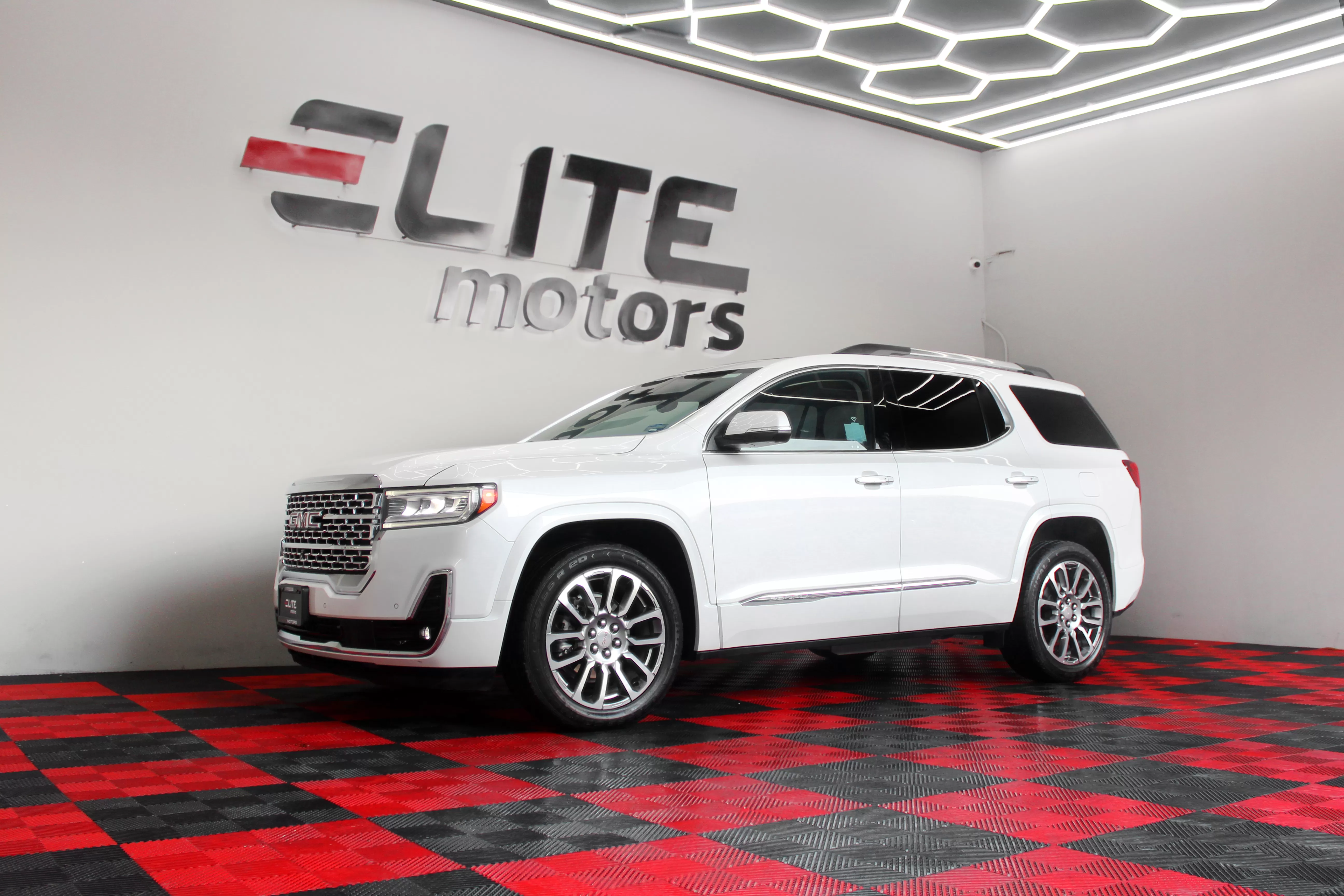 GMC Acadia Denali 2023