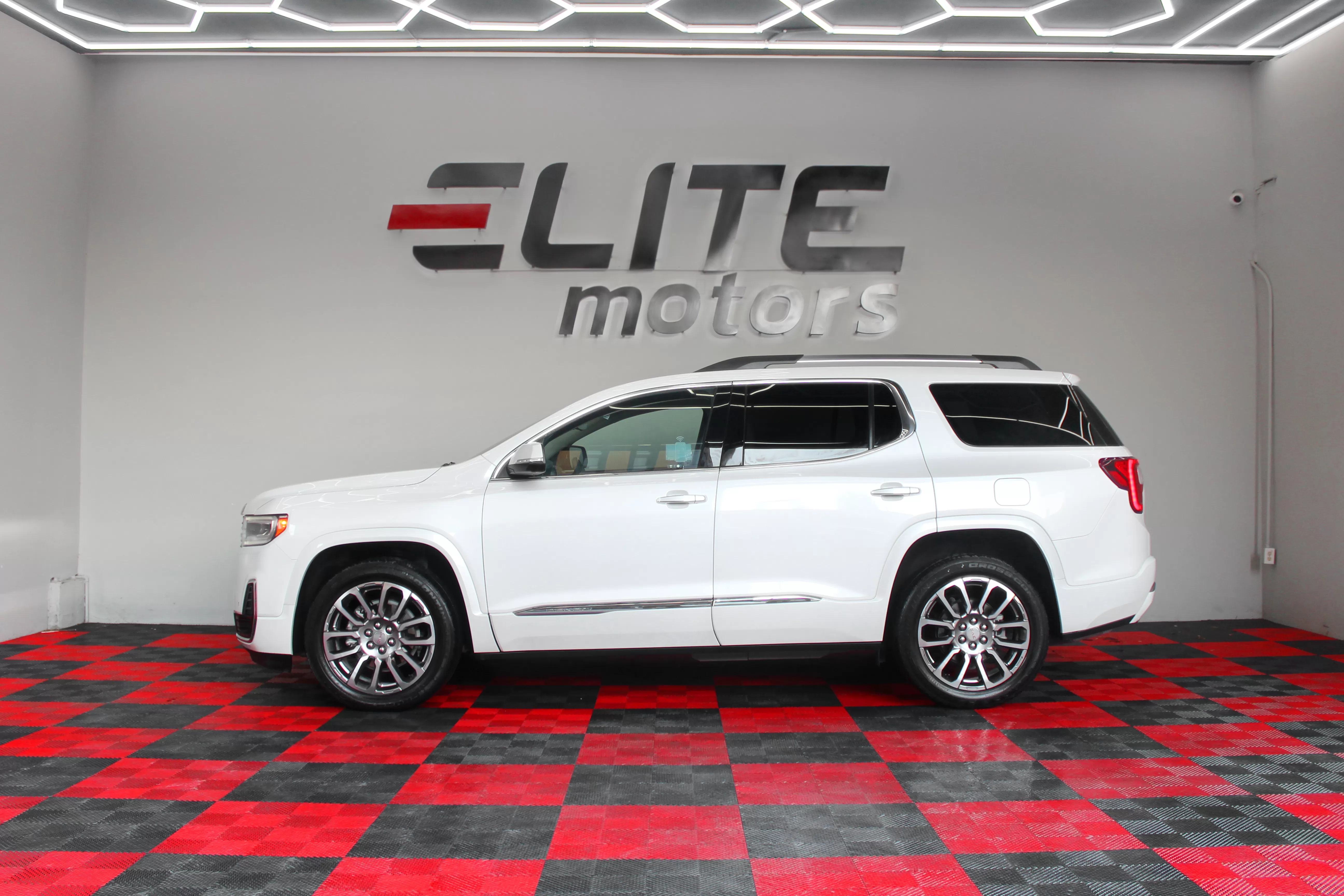 GMC Acadia Denali 2023