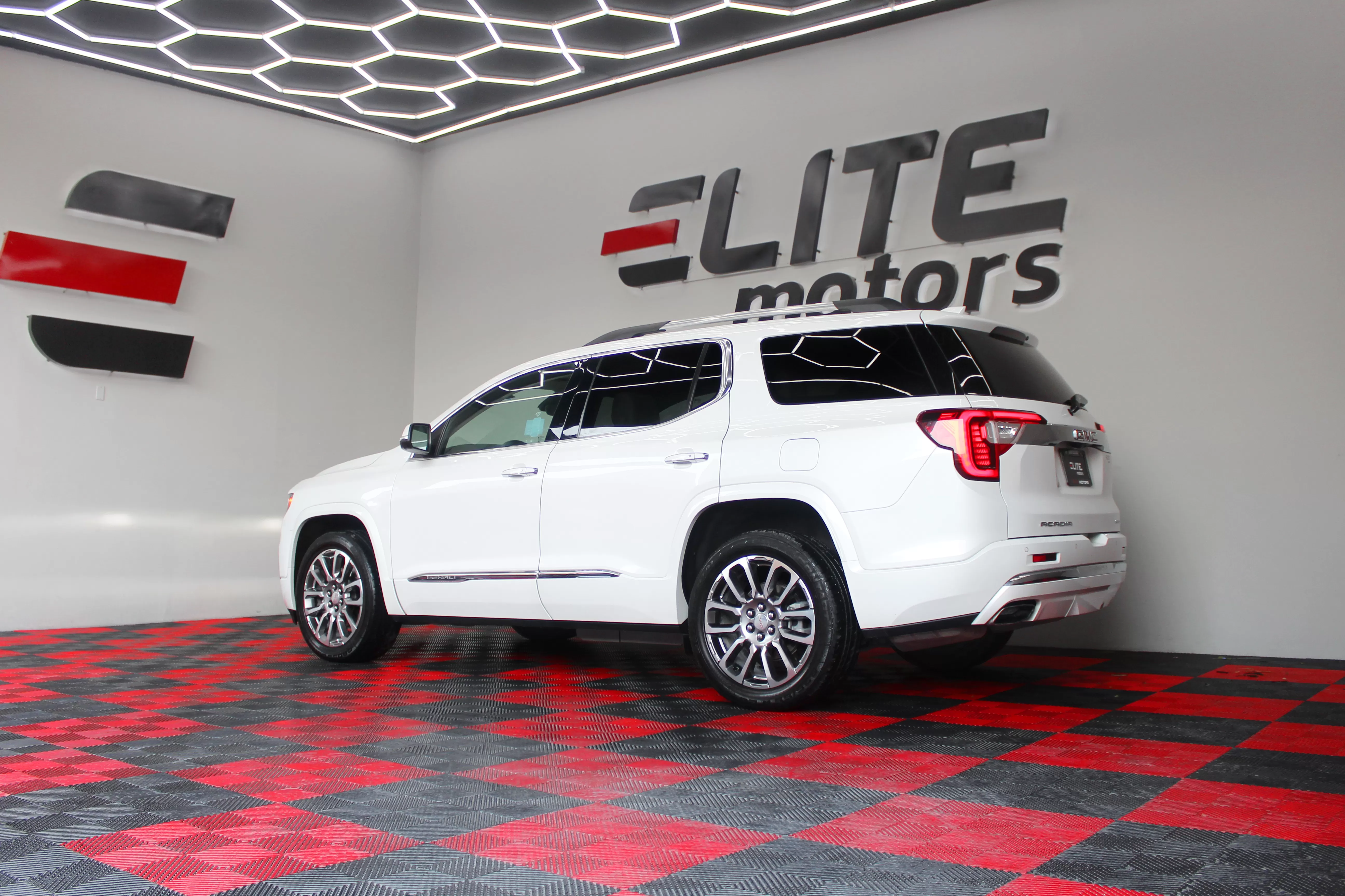 GMC Acadia Denali 2023