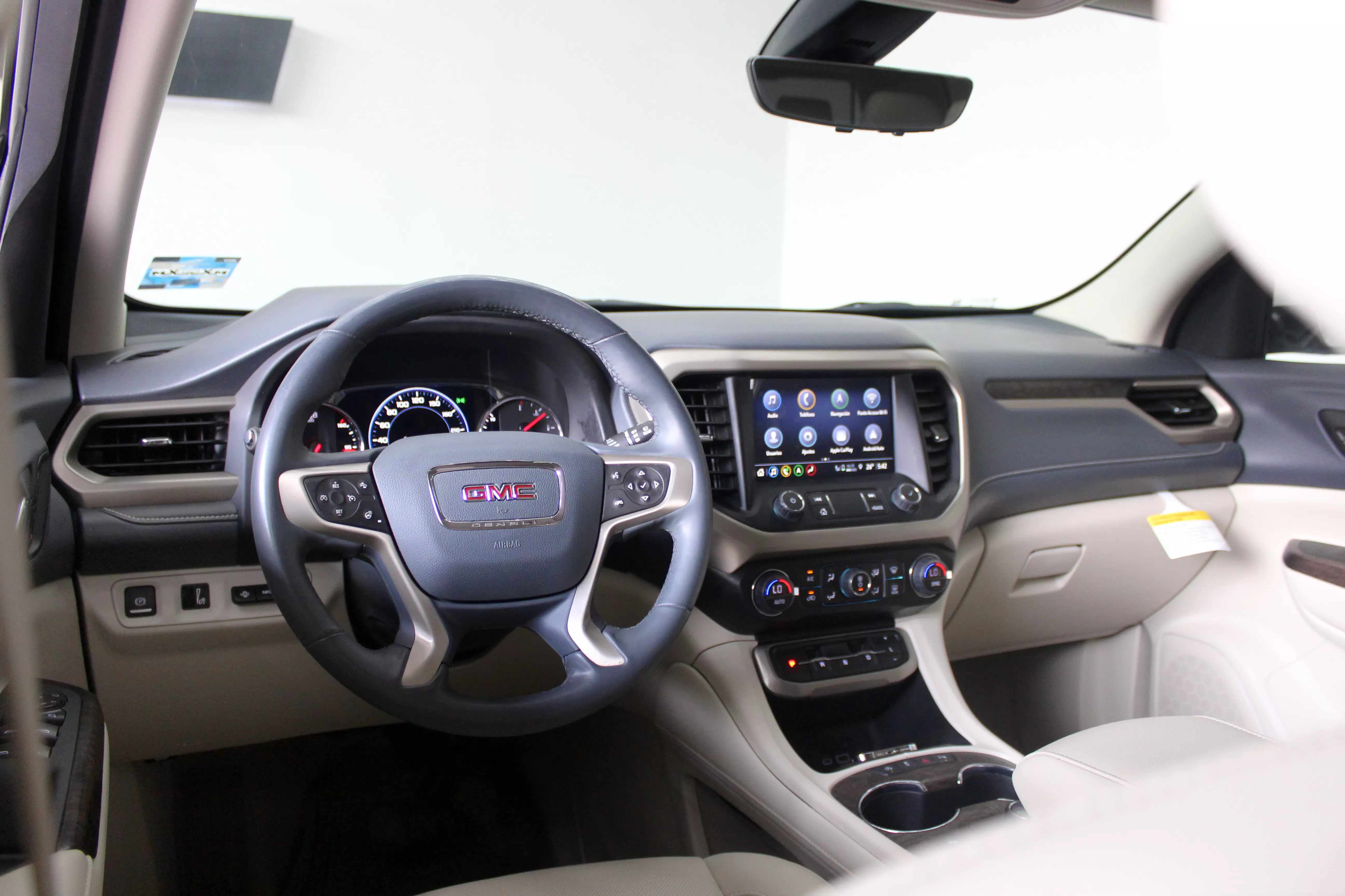 GMC Acadia Denali 2023