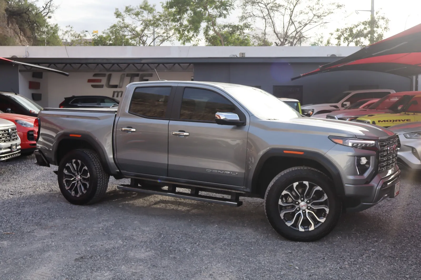 GMC CANYON DENALI 2025