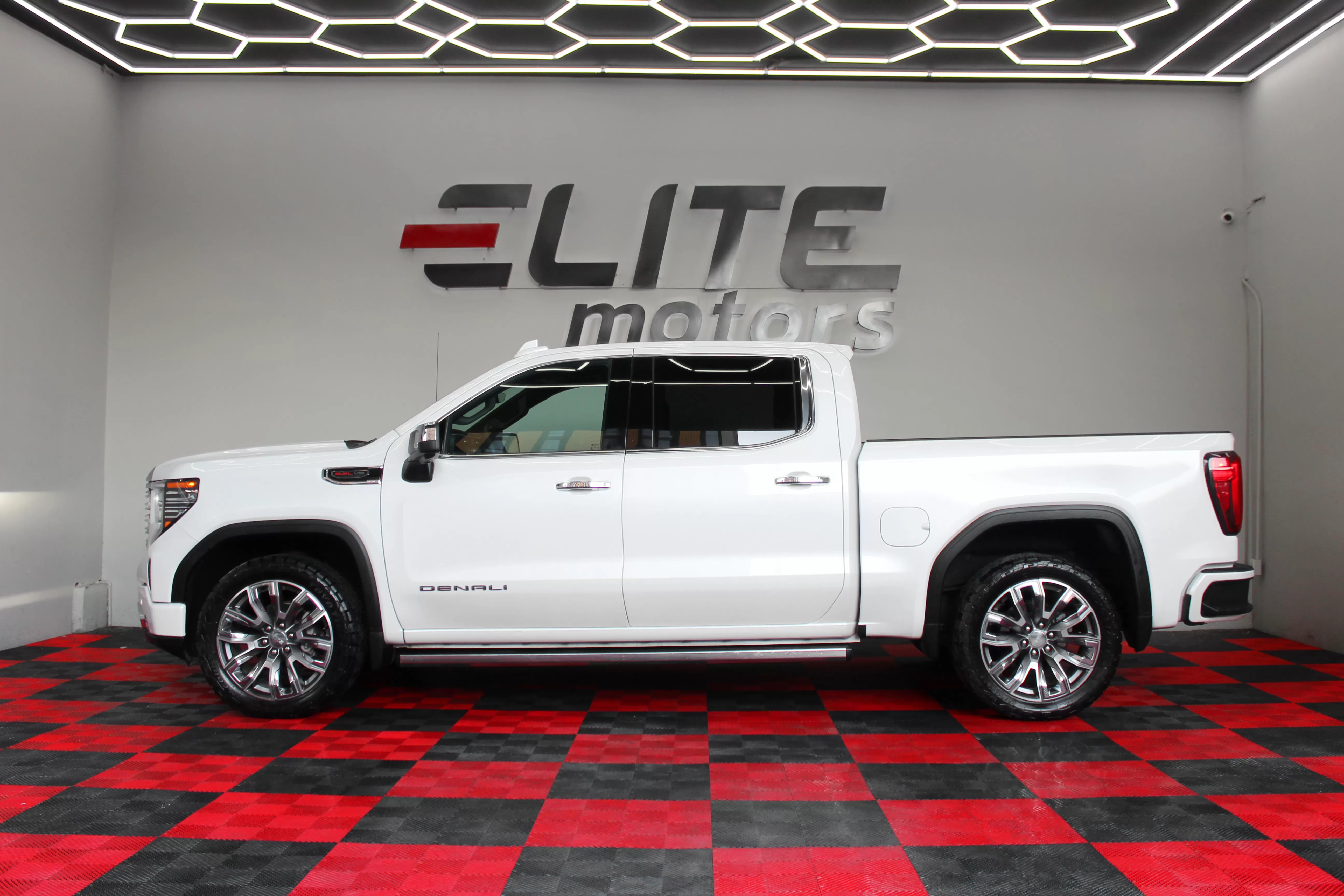 GMC Sierra Denali 2023