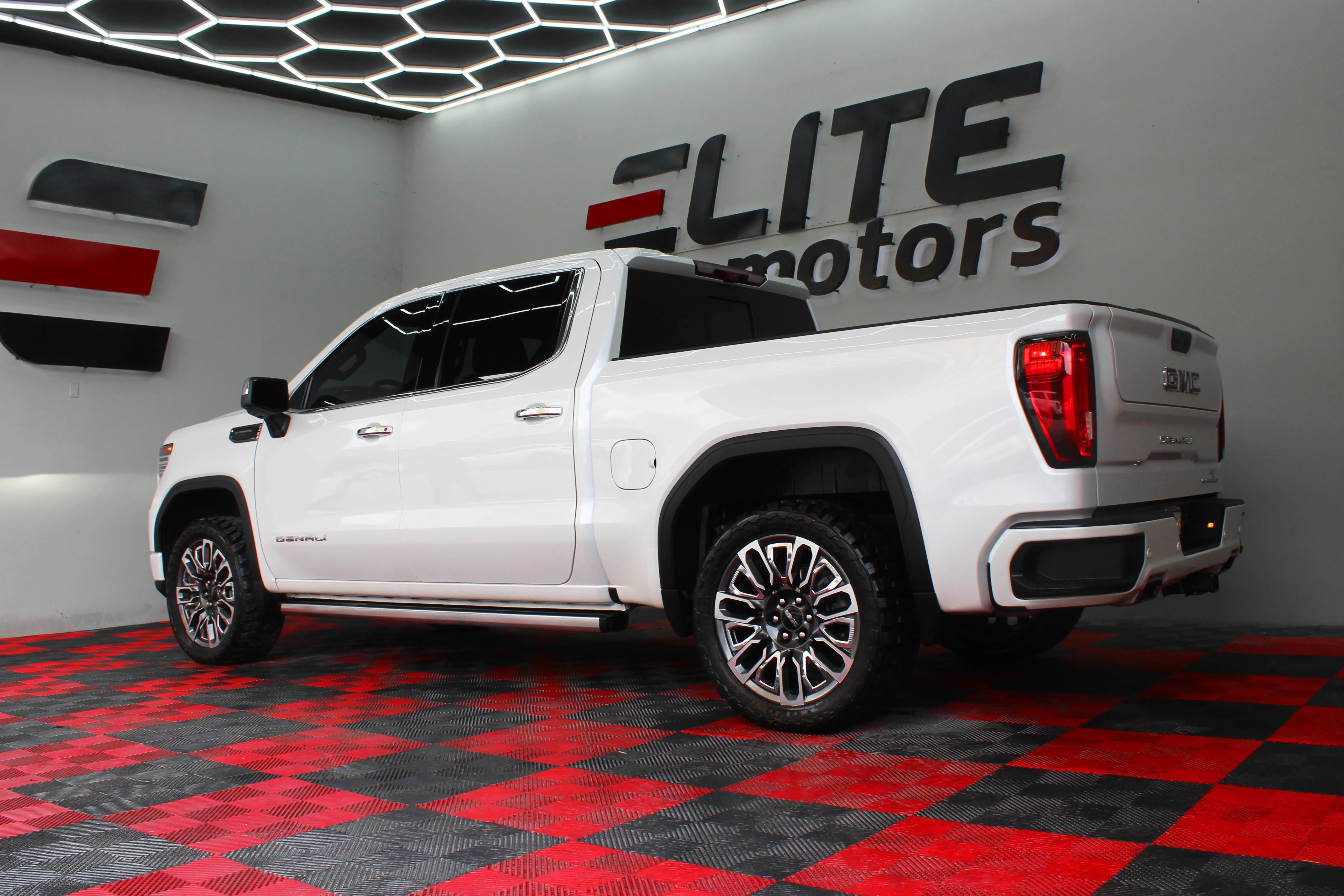 GMC Sierra Denali Ultimate 2023