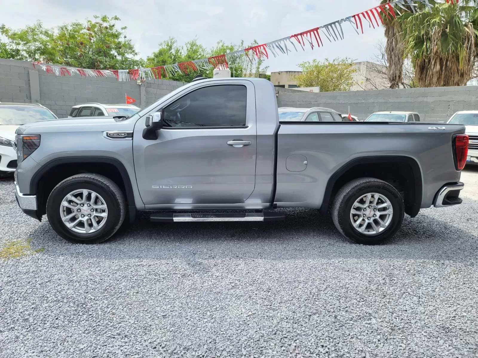 GMC Sierra SLE 2024