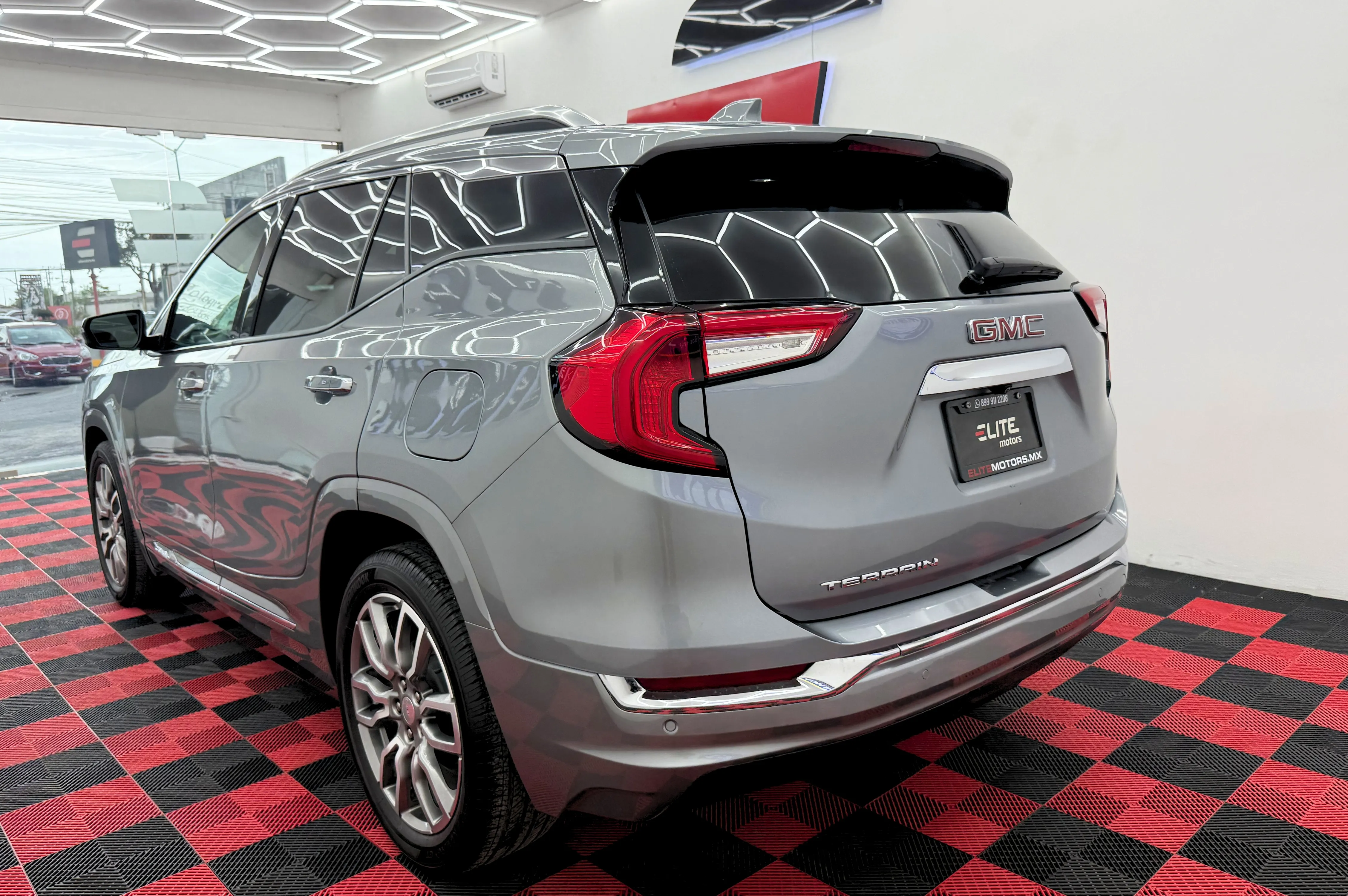 GMC TERRAIN  DENALI 2024