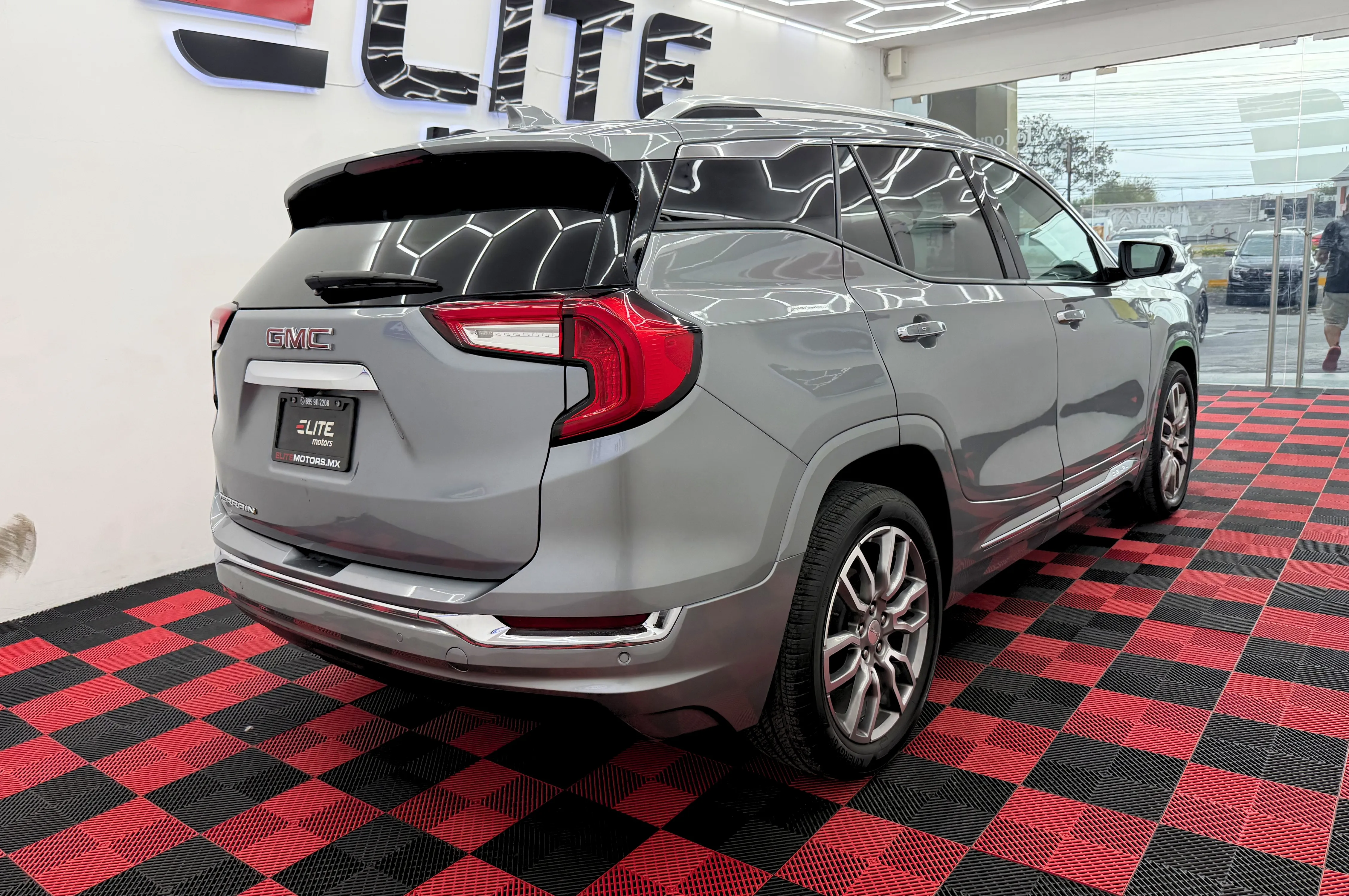 GMC TERRAIN  DENALI 2024