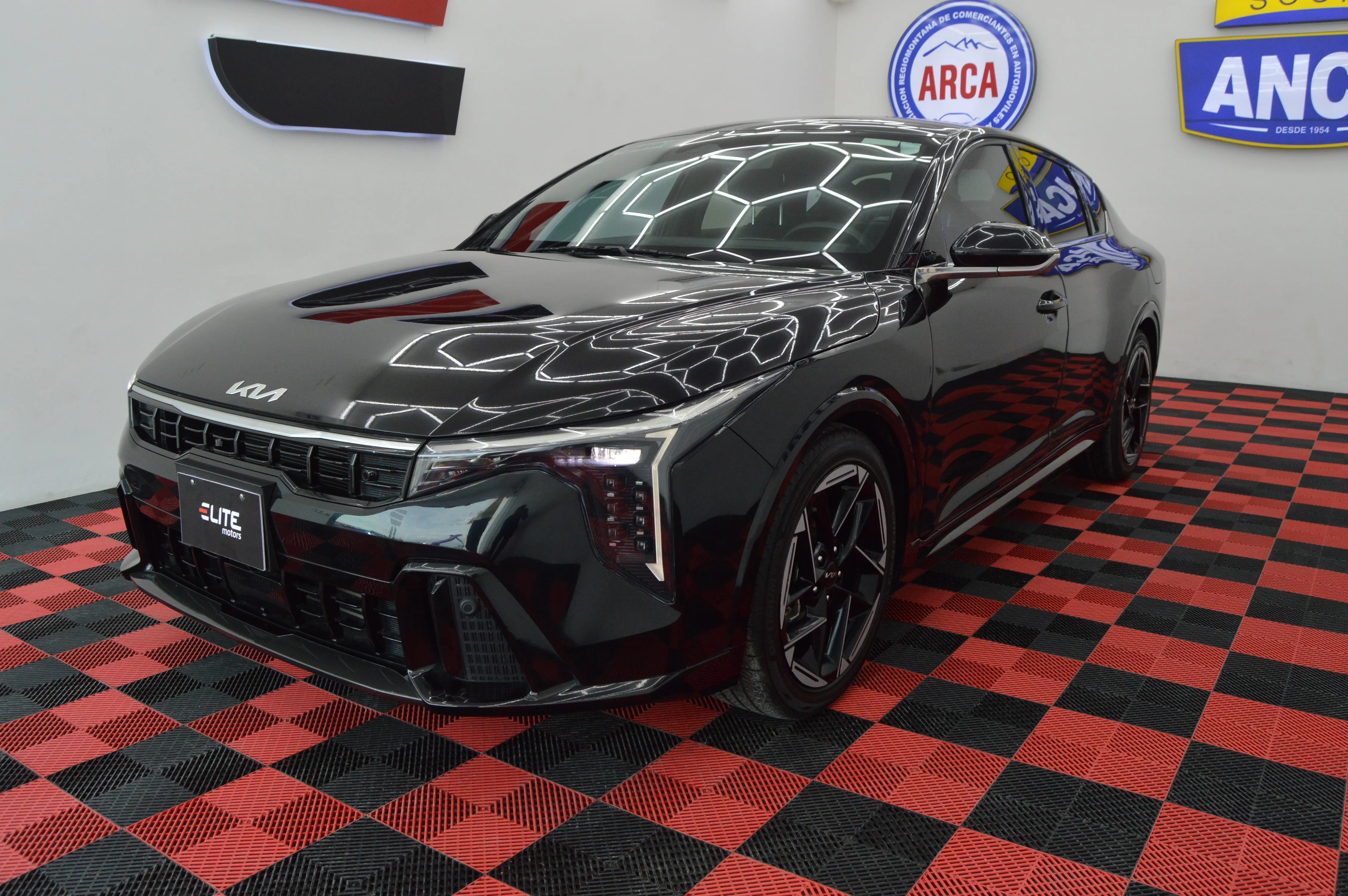 KIA K4 GT Line Turbo 2025