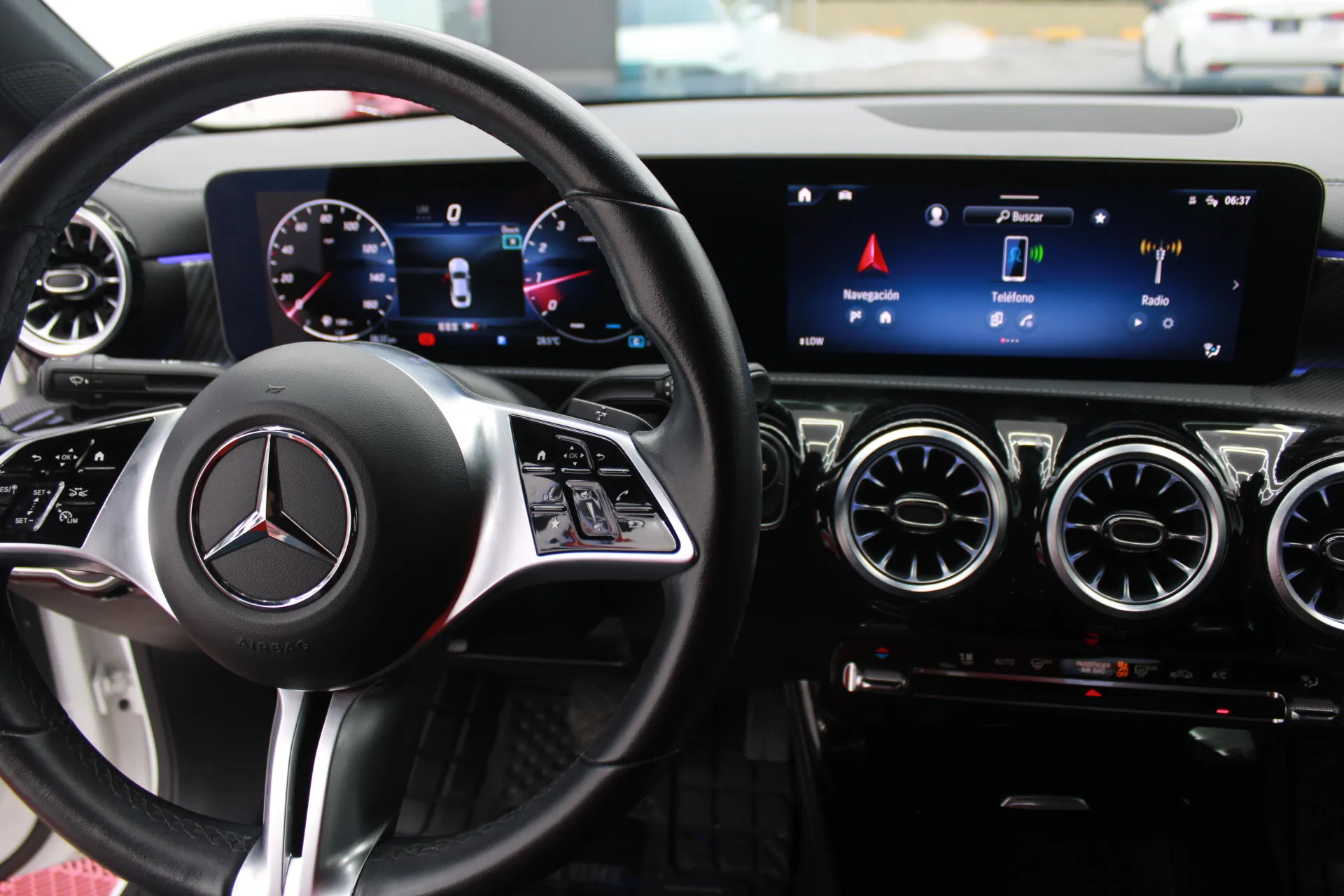 Mercedes Benz CLA 200 MHEV 2025