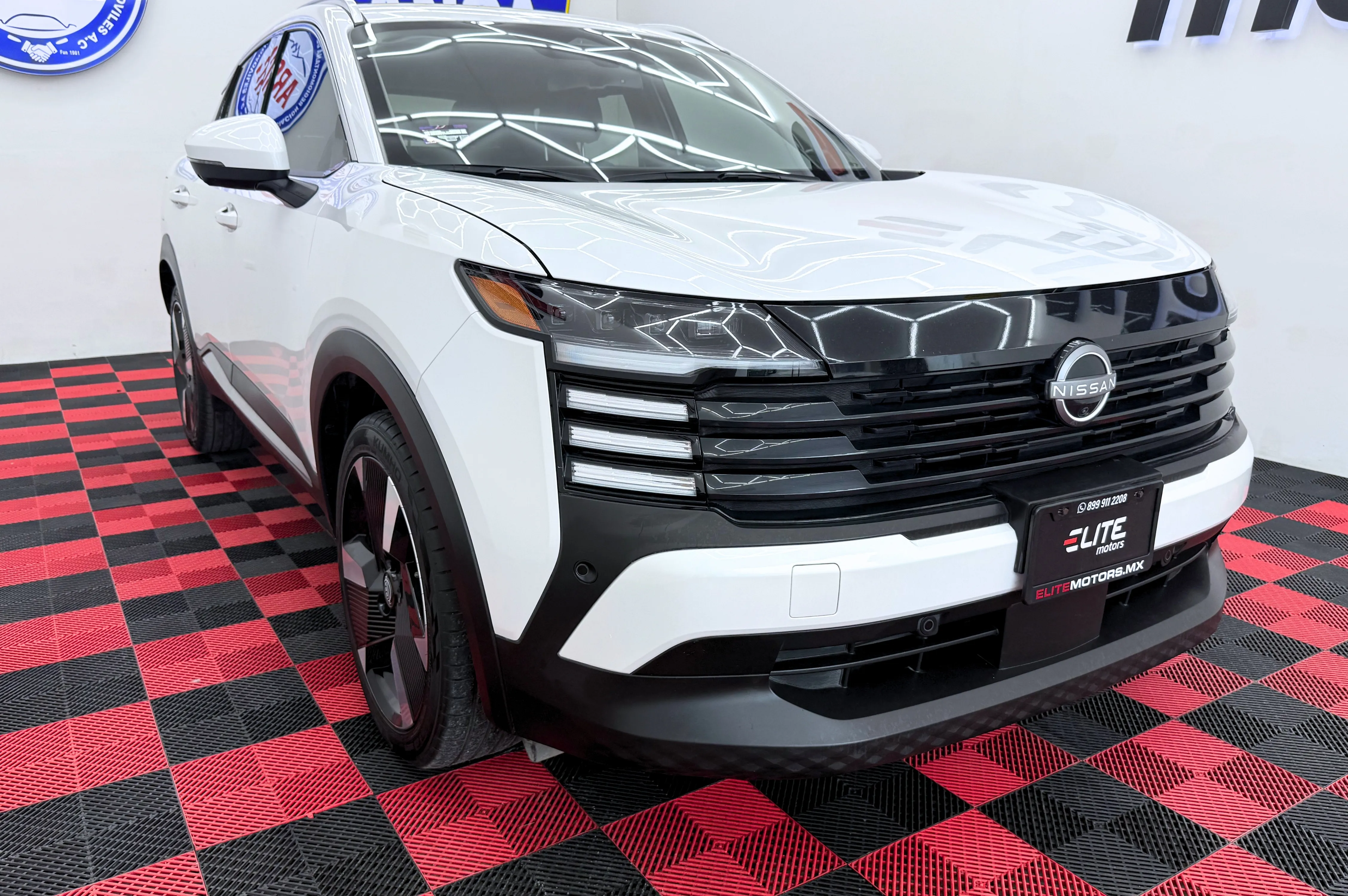 Nissan KICKS EXCLUSIVE 2025