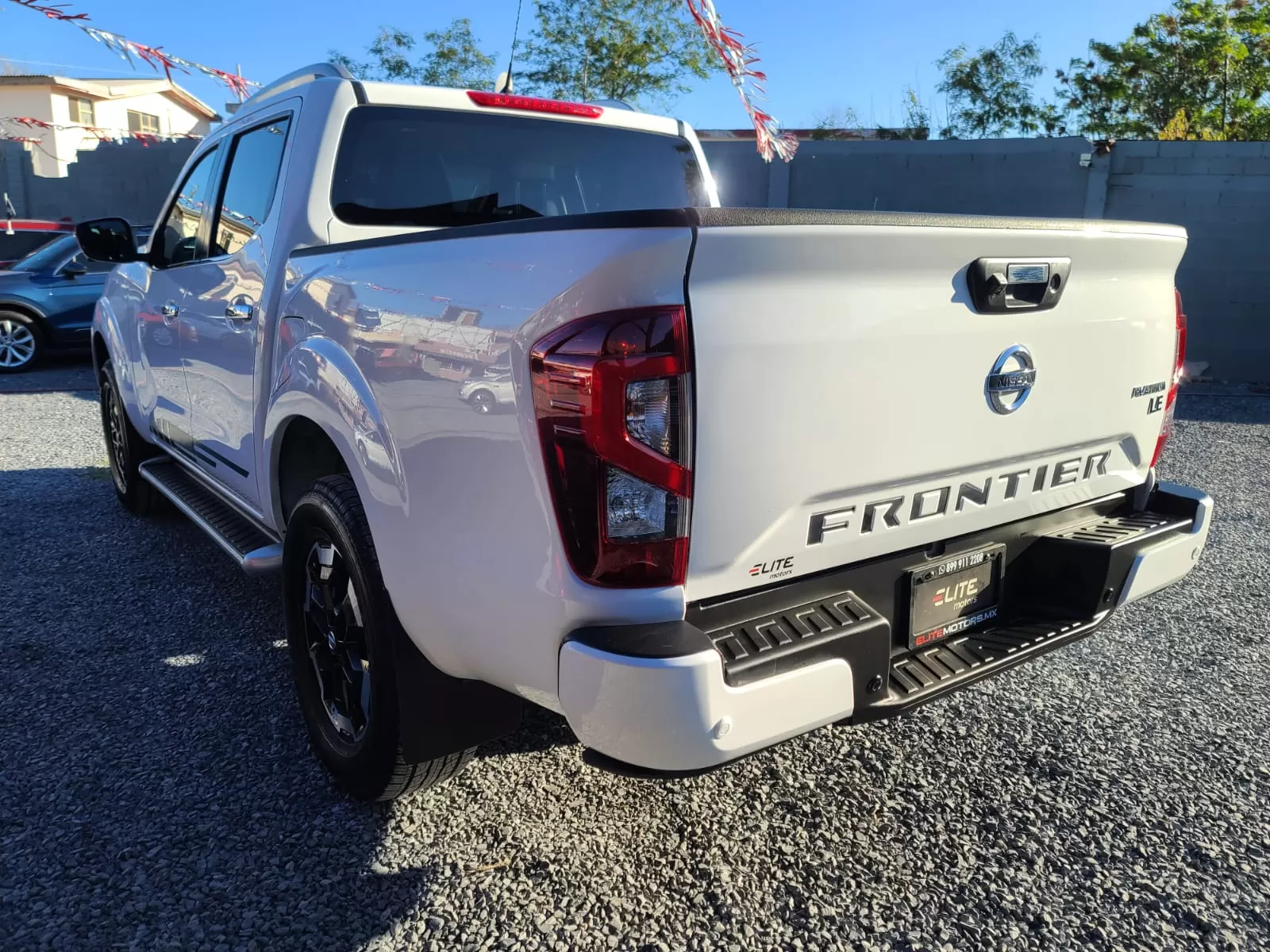 Nissan Frontier Platinum LE 2022