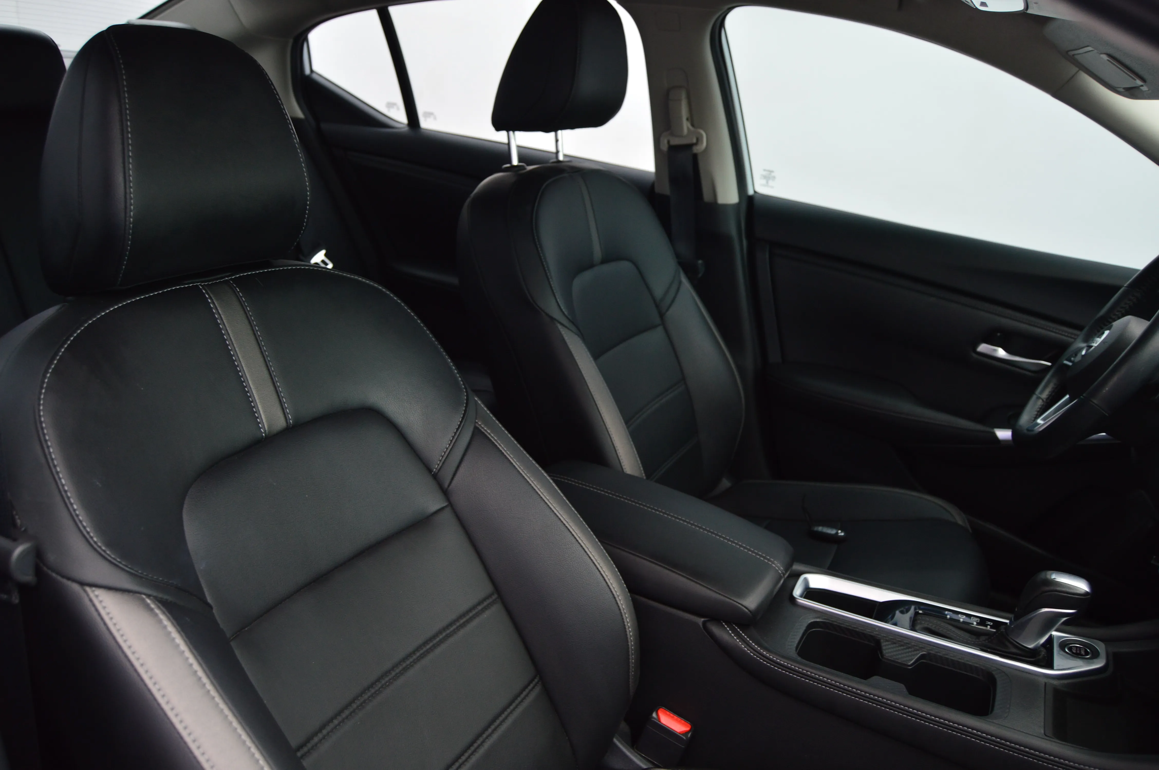 Nissan SENTRA SR PLATINUM CVT 2023