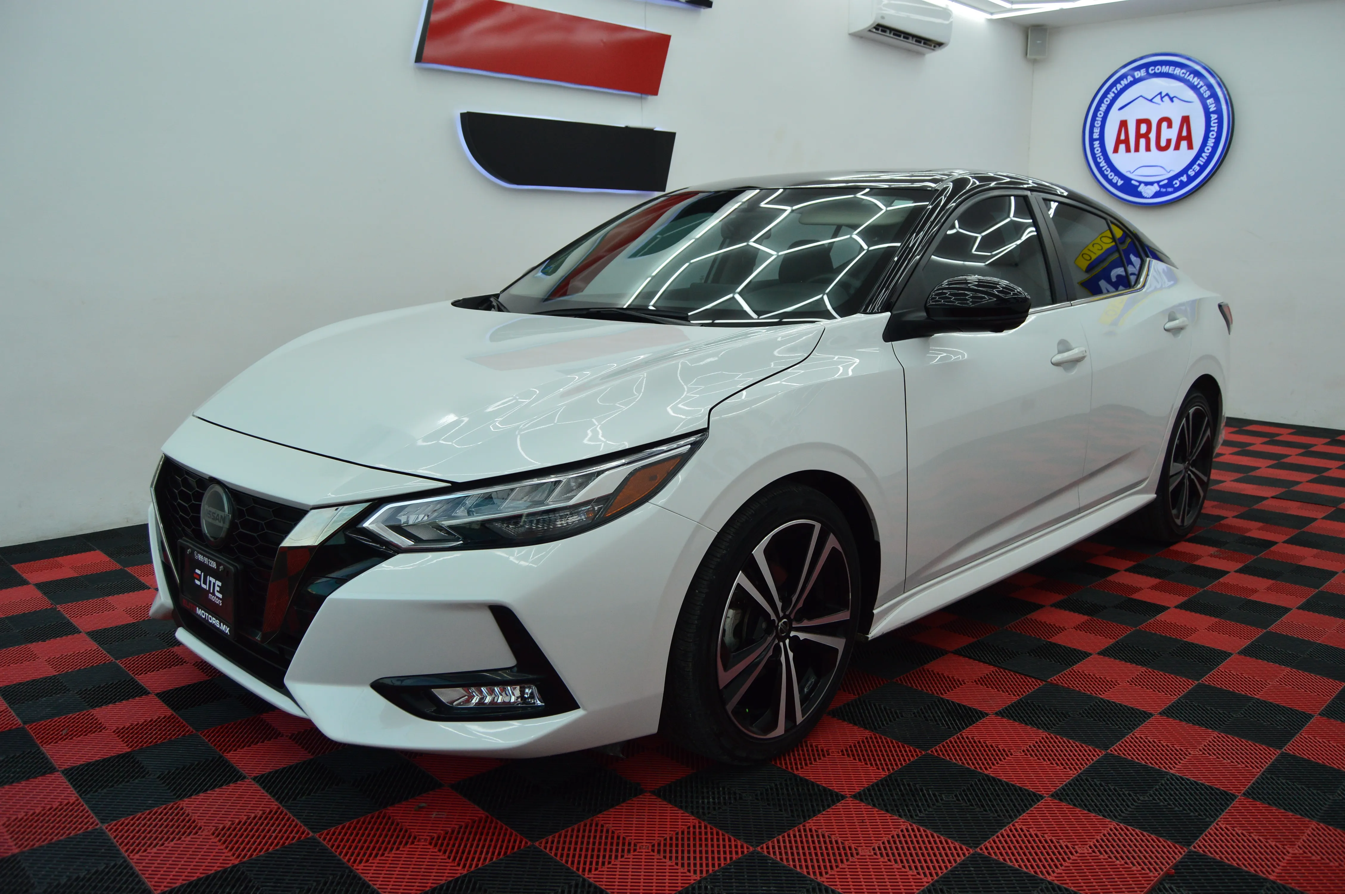 Nissan SENTRA SR PLATINUM CVT 2023