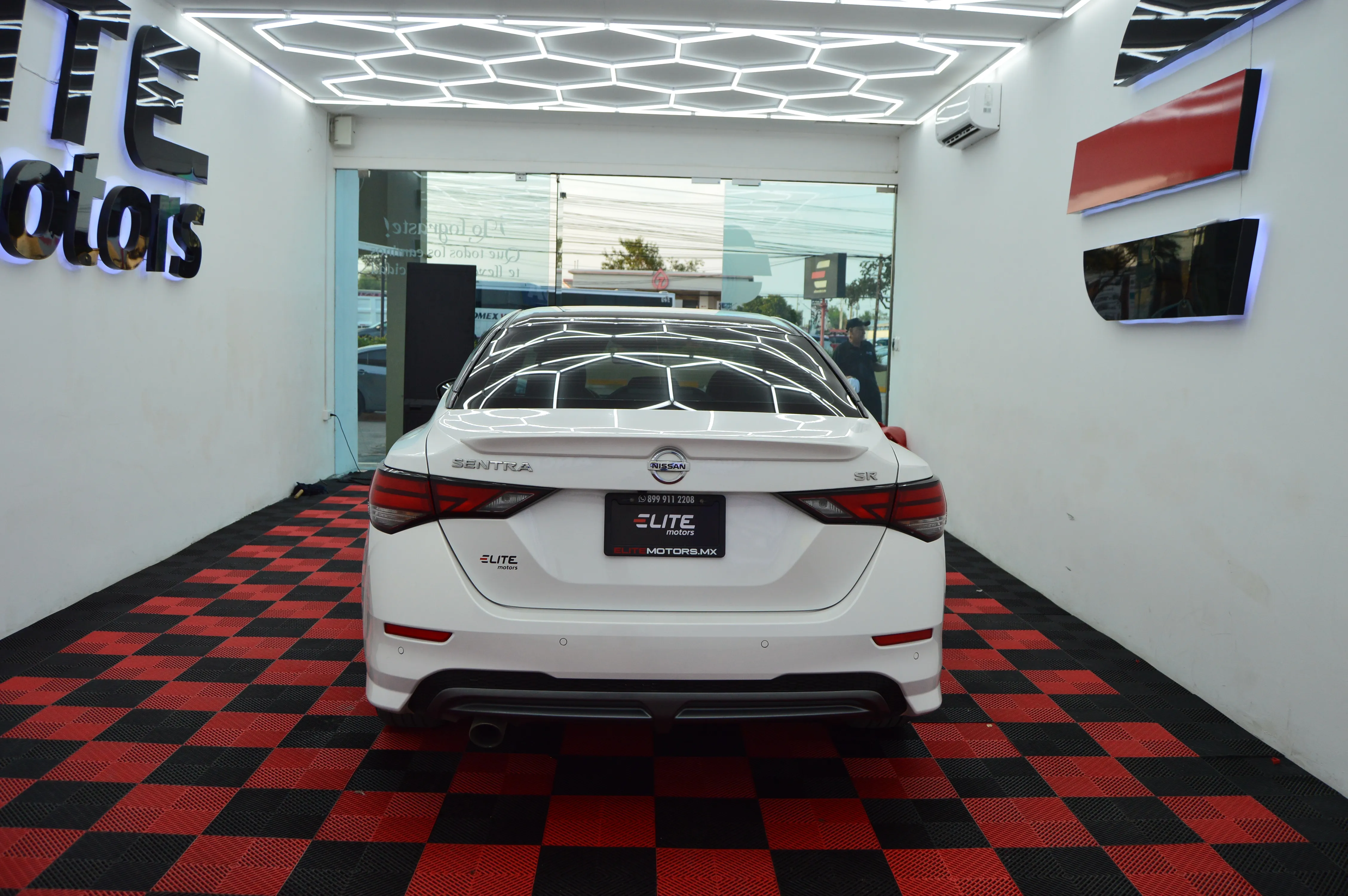 Nissan SENTRA SR PLATINUM CVT 2023