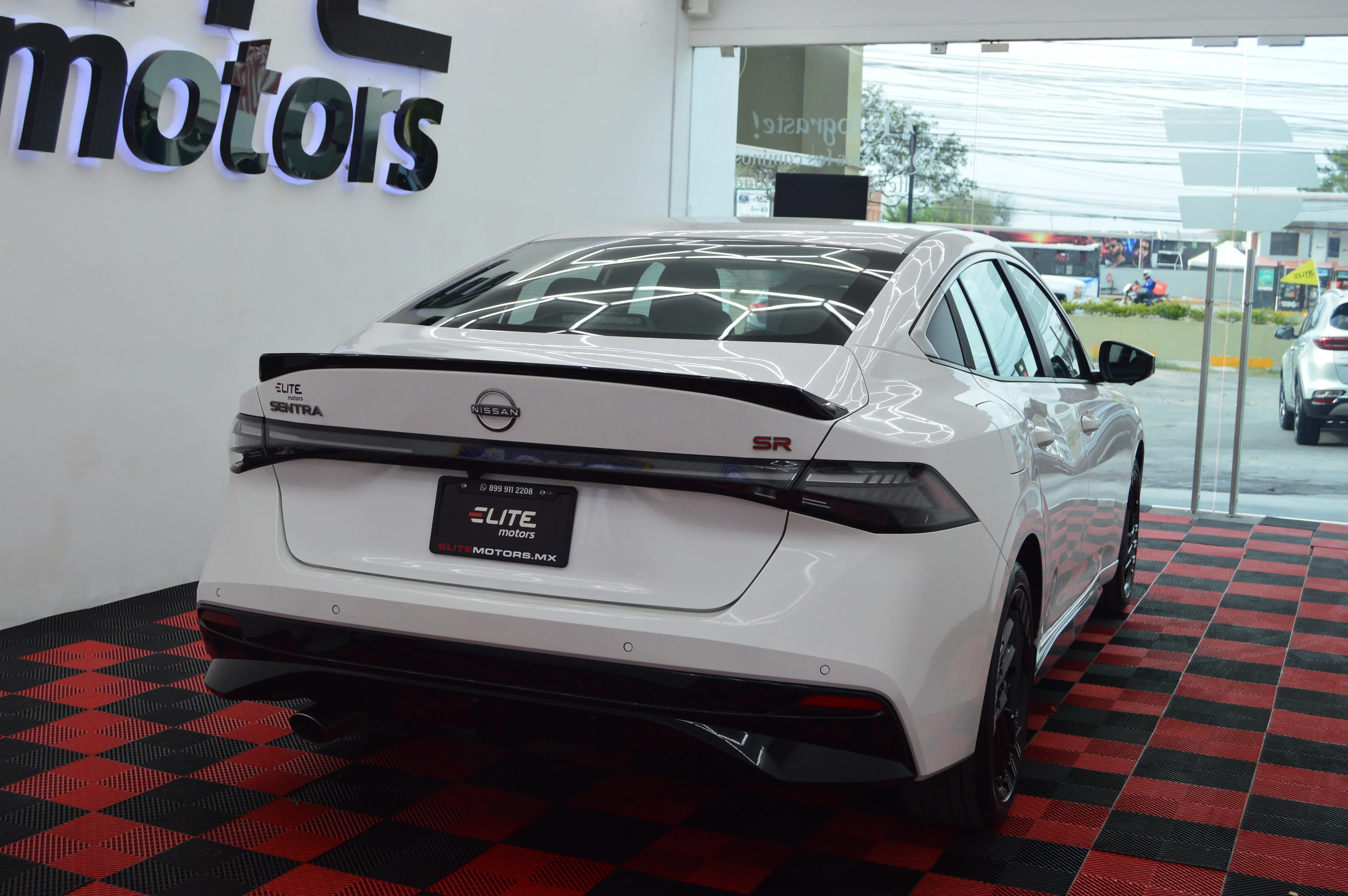 Nissan SENTRA SR PLATINUM CVT 2026