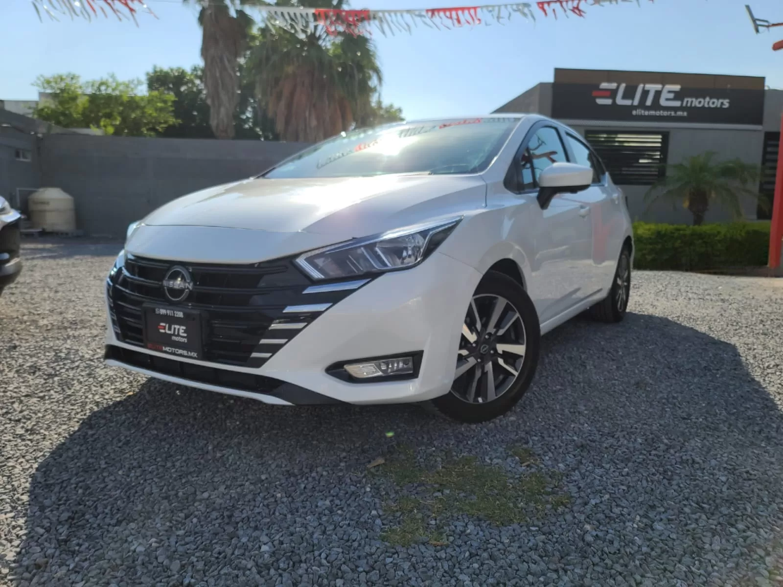 Nissan Versa Advance 2024