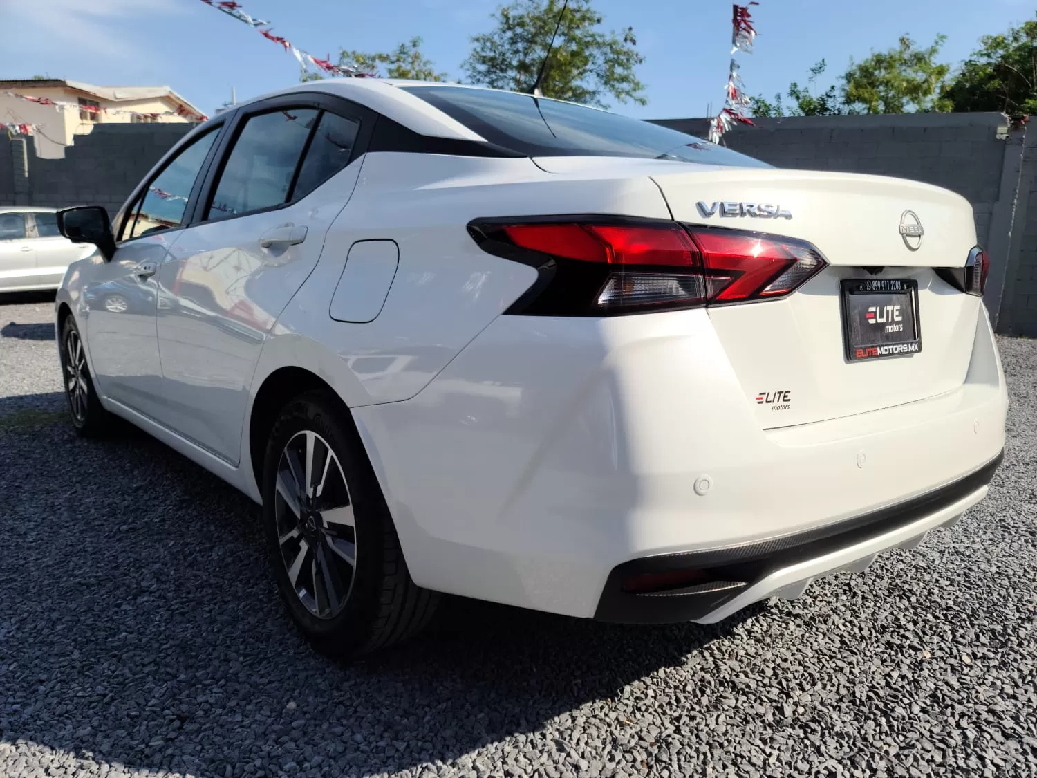 Nissan Versa Advance 2024