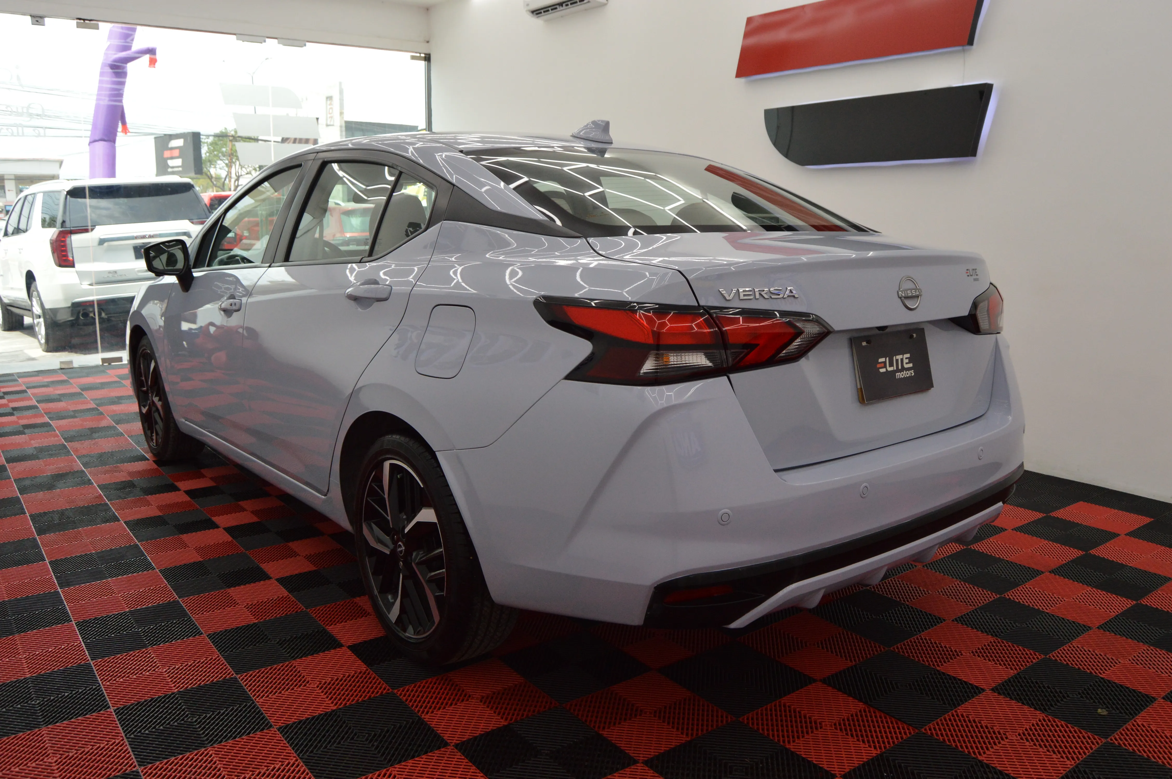 Nissan Versa Exclusive 2024