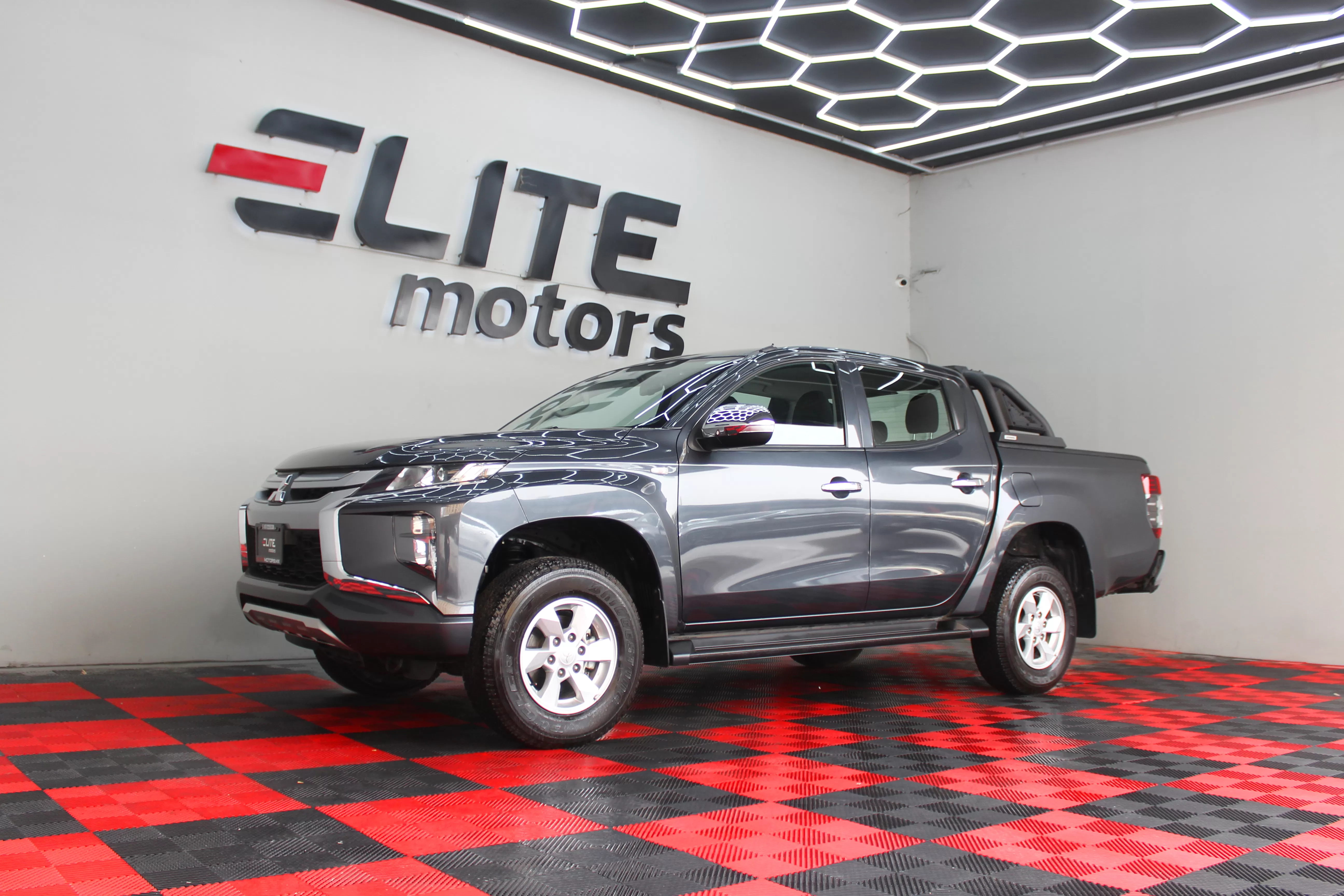 L200