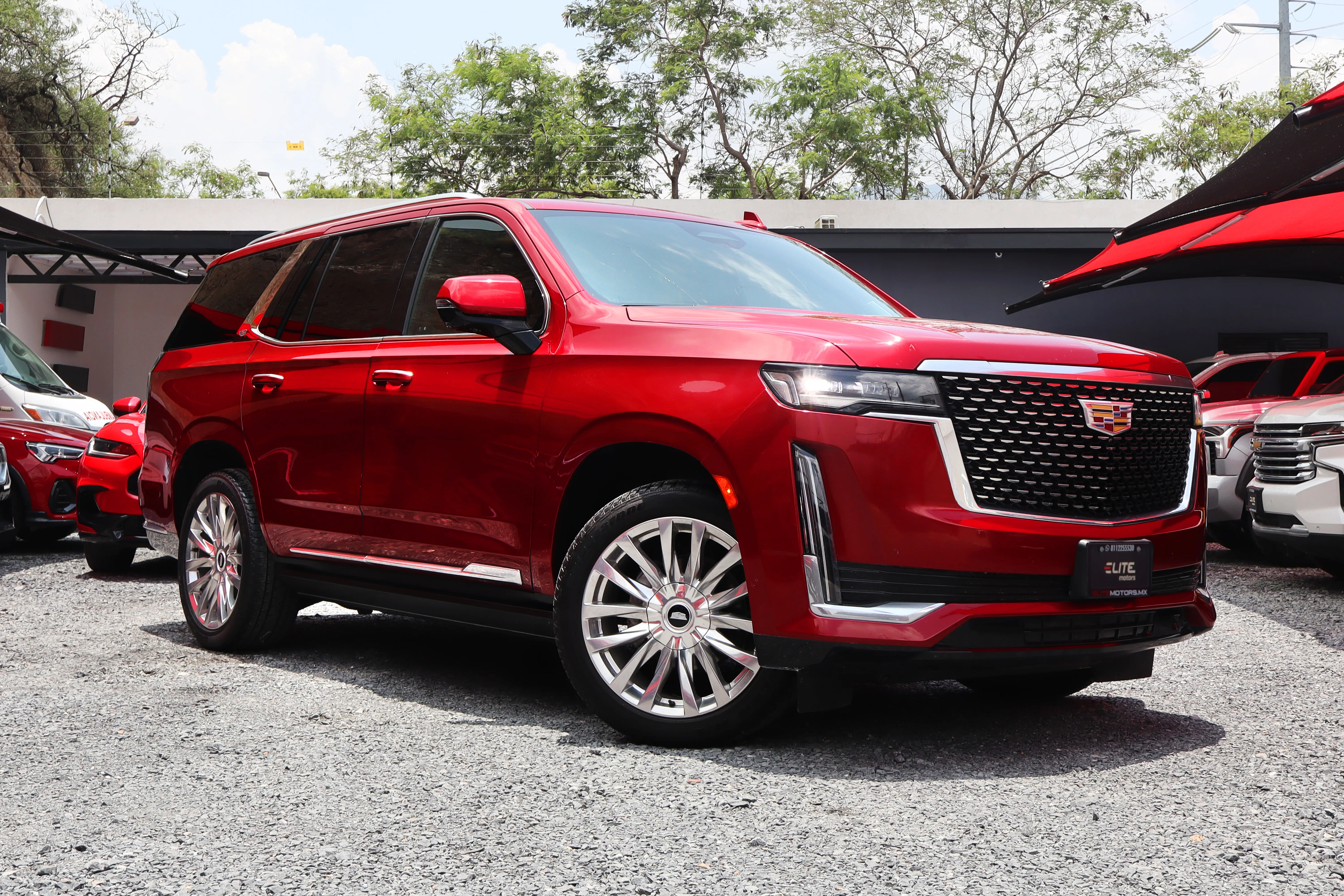 Escalade Premium Luxury