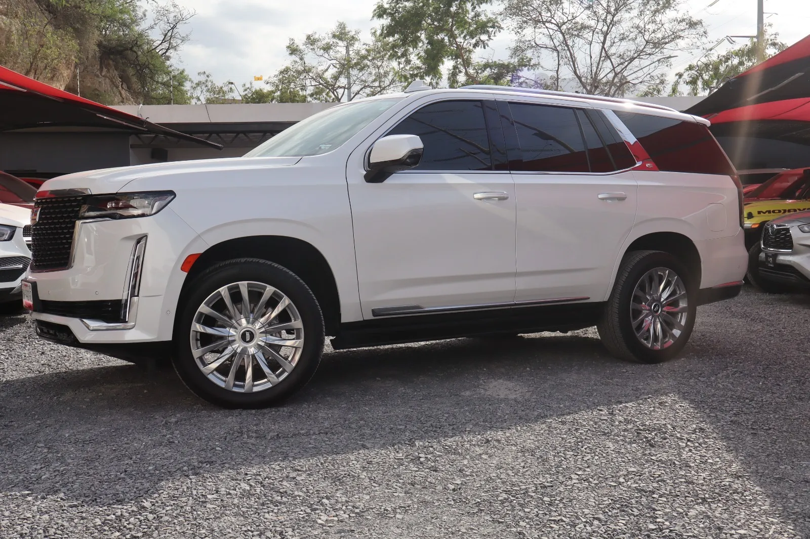 Escalade Premium Luxury
