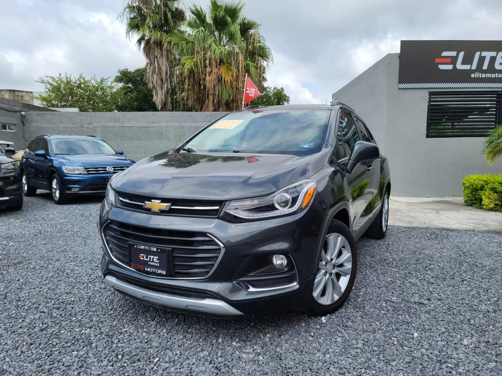 Trax Premier