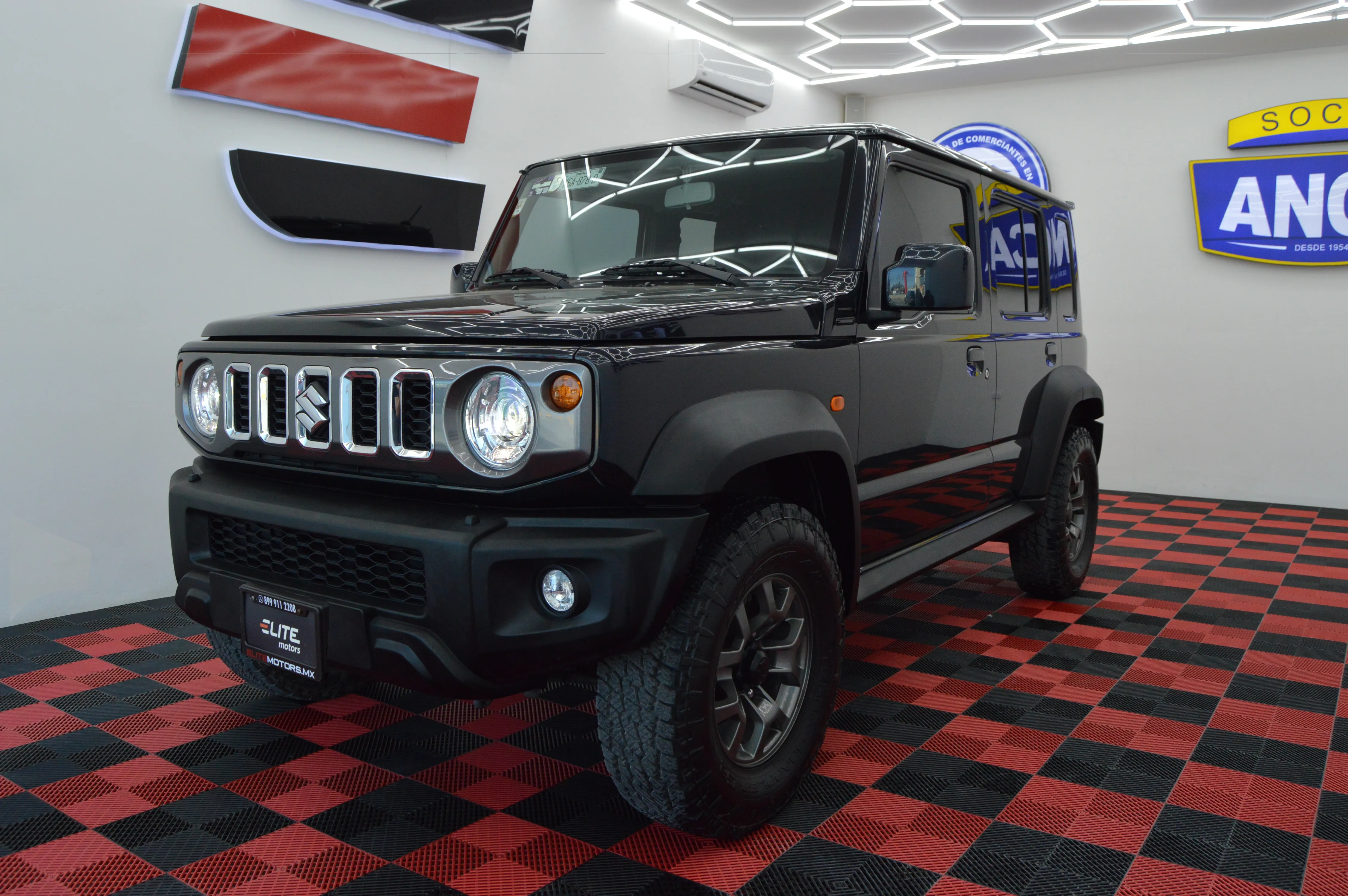 Suzuki Jimny GLX 2024