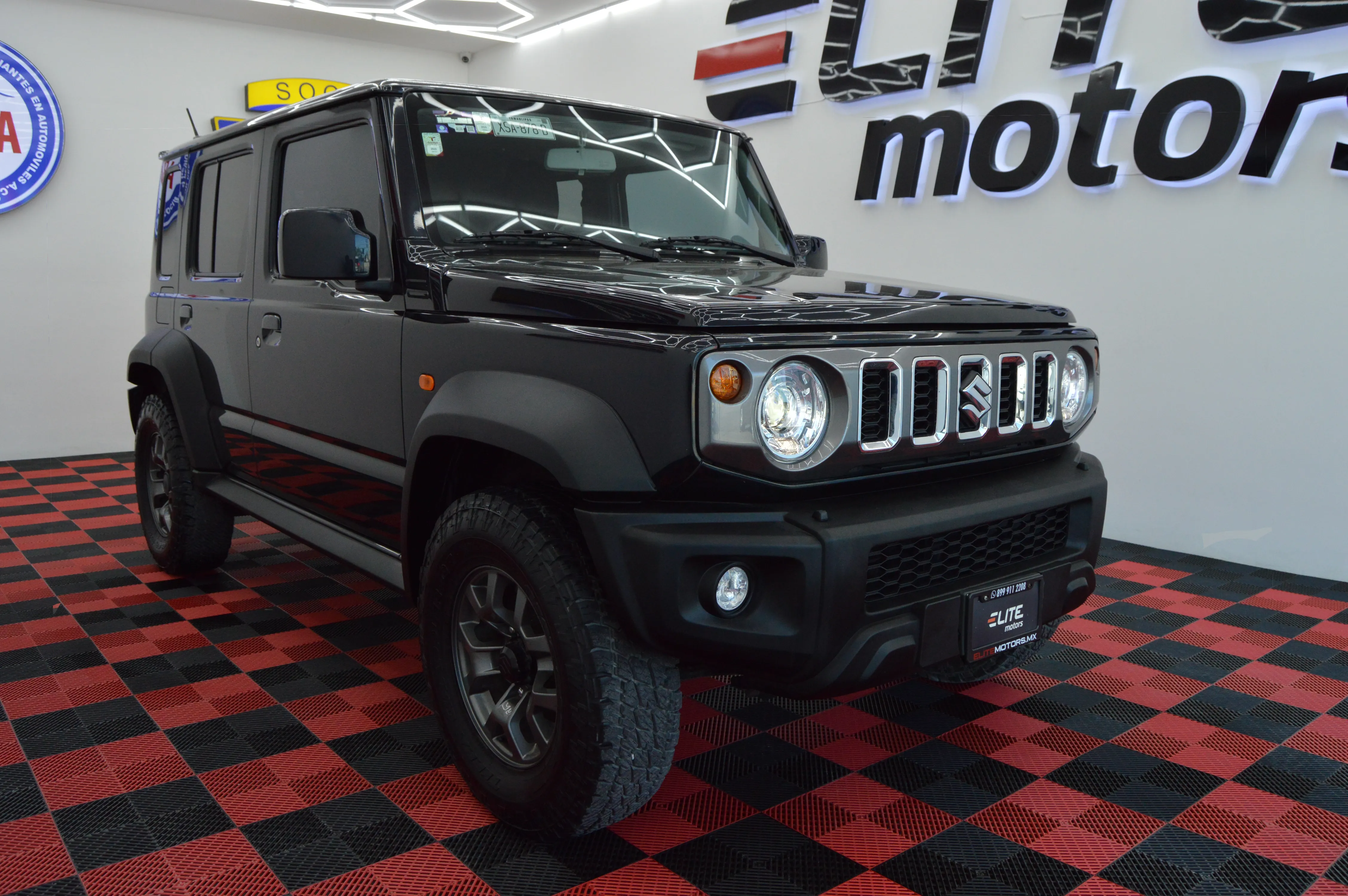 Suzuki Jimny GLX 2024