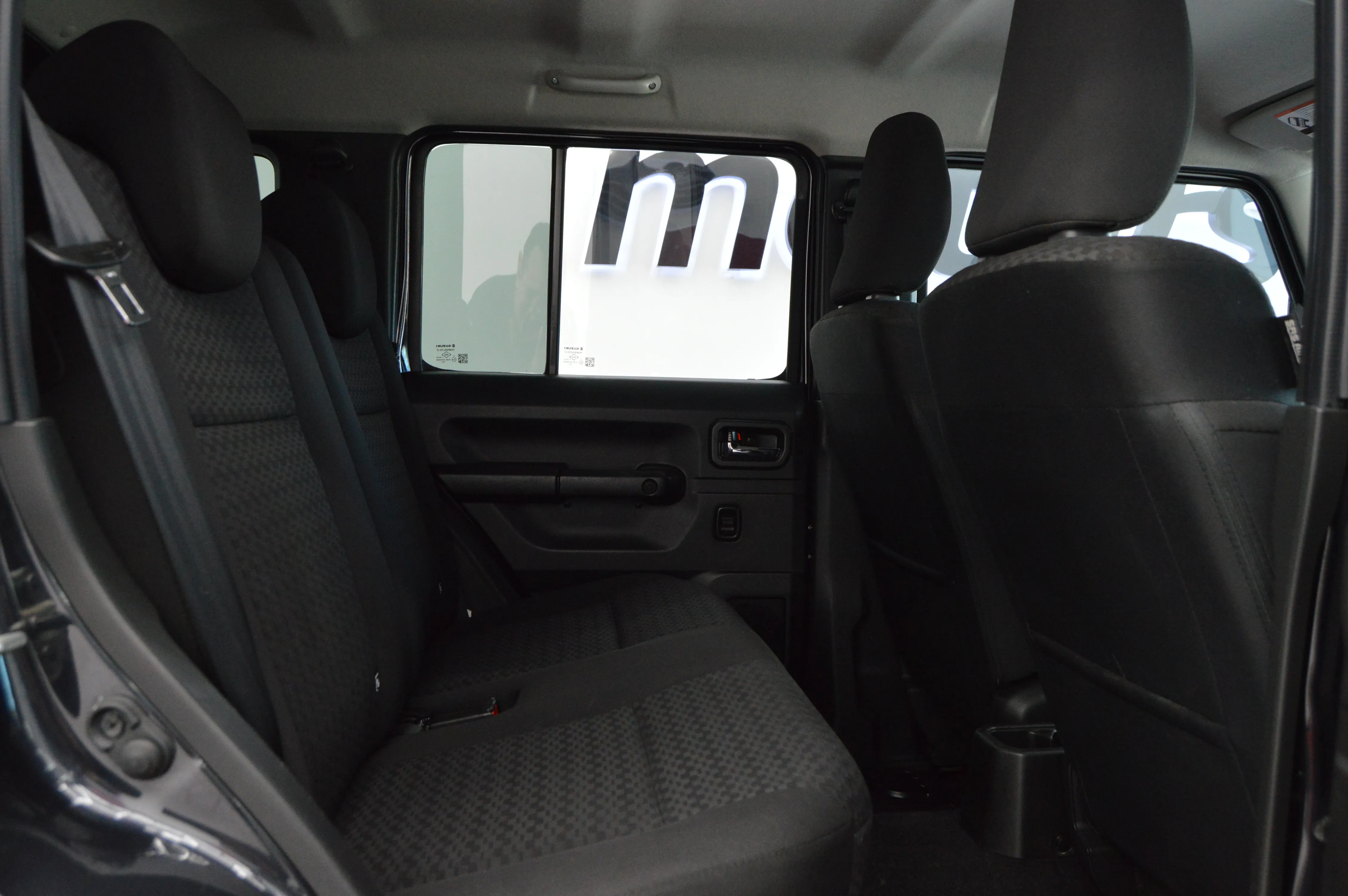 Suzuki Jimny GLX 2024