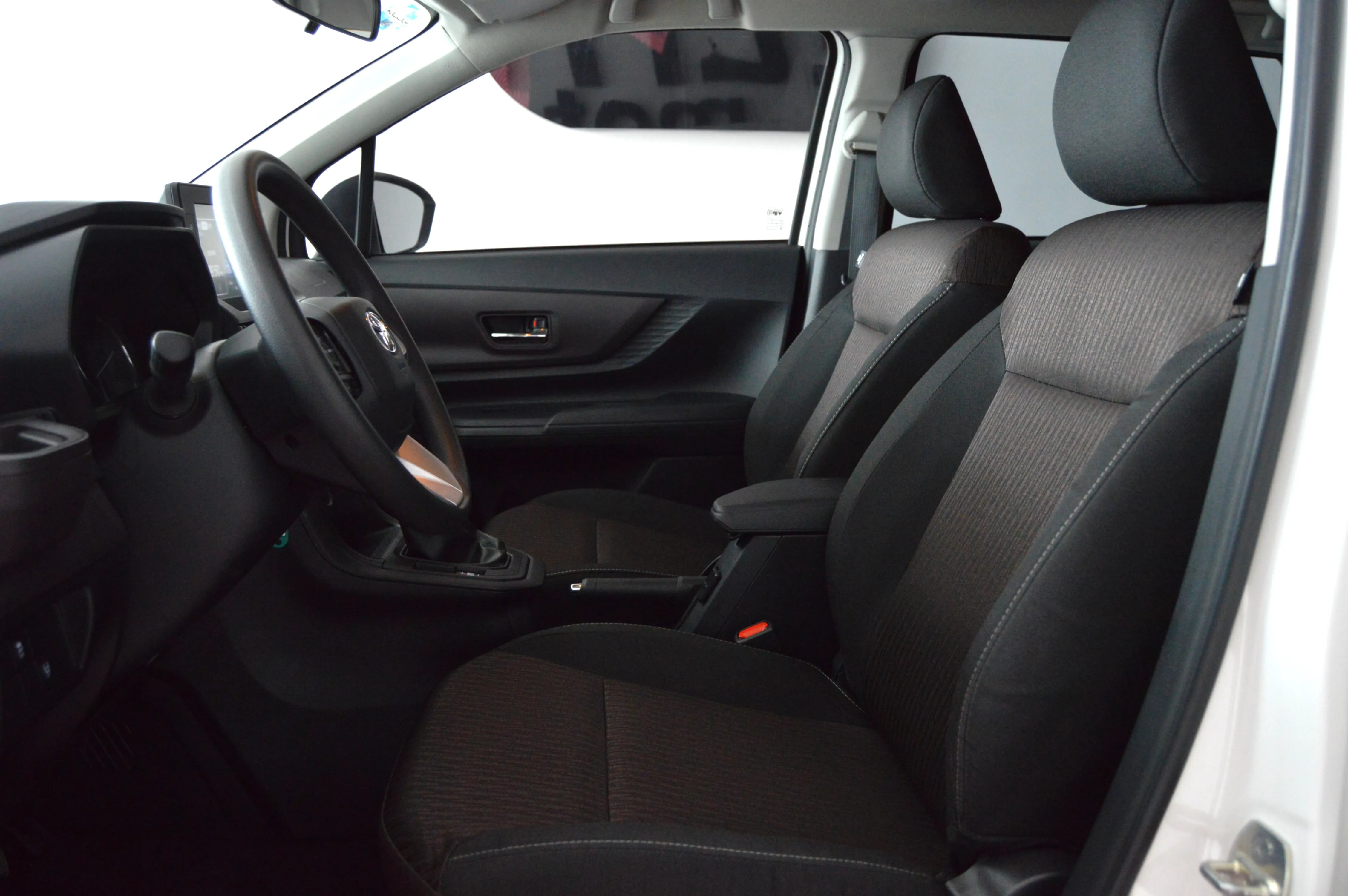 Toyota Avanza XLE CVT 2023