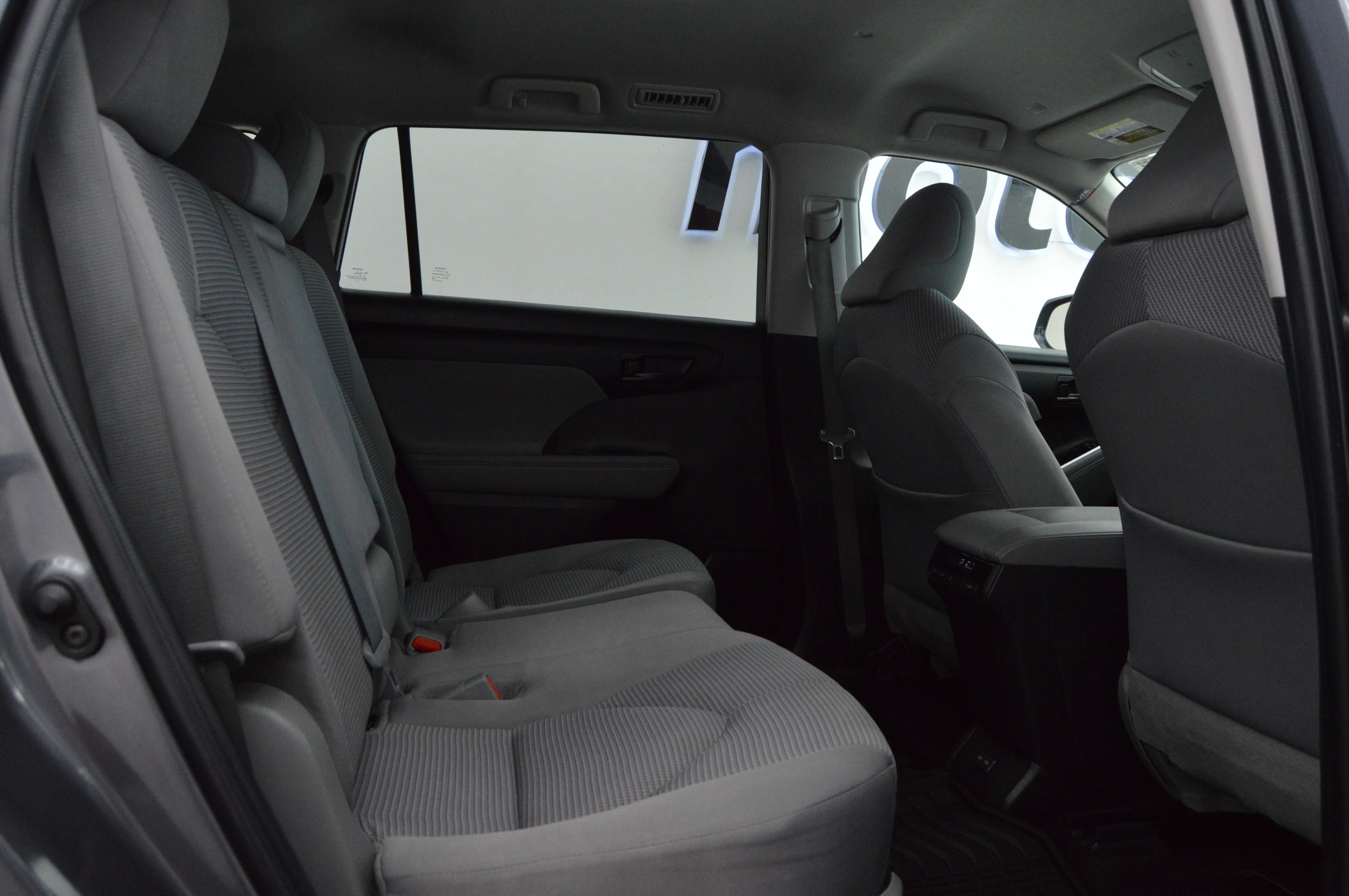 Toyota Highlander LE 2022