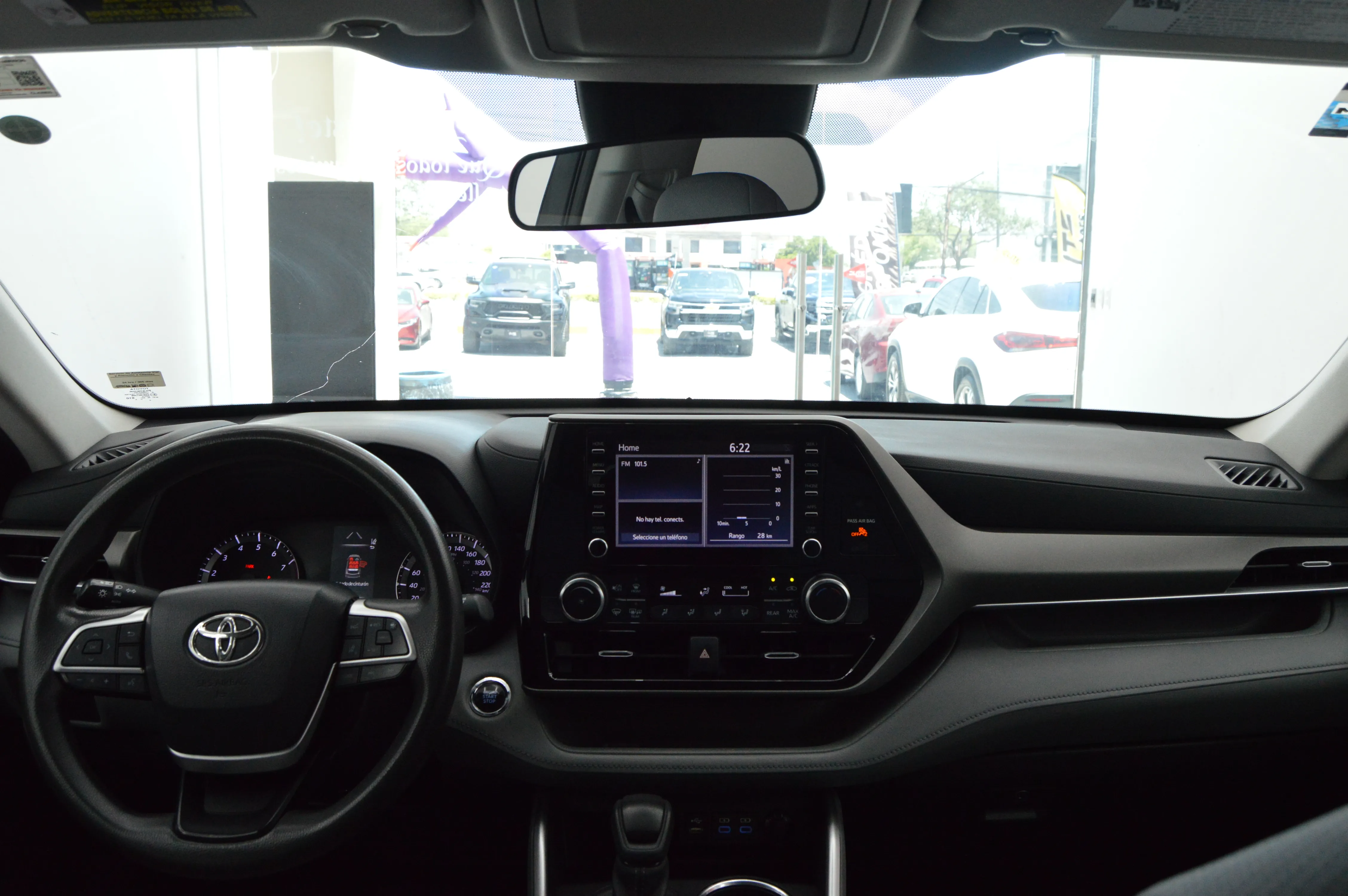 Toyota Highlander LE 2022