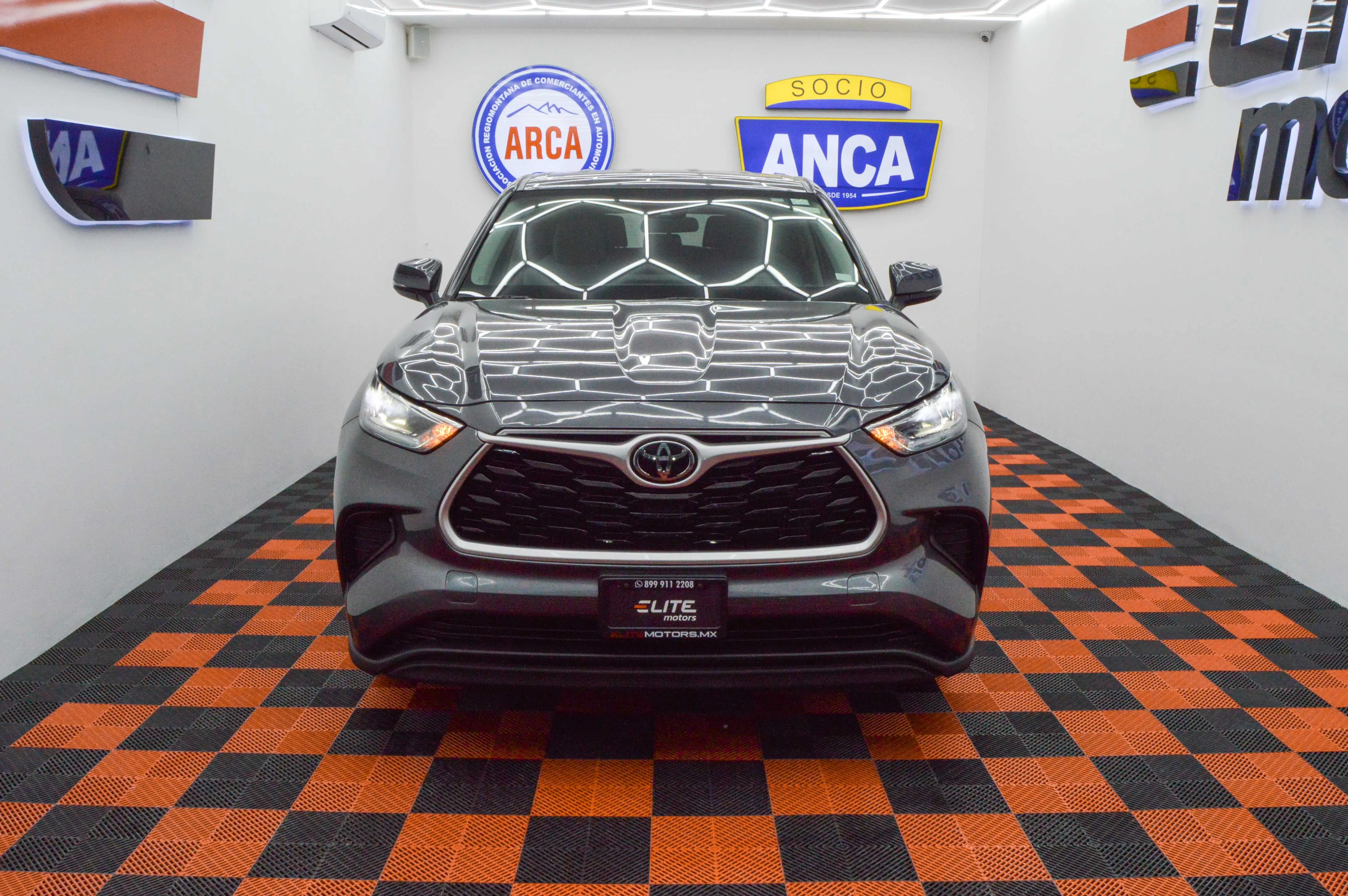 Toyota Highlander LE 2022