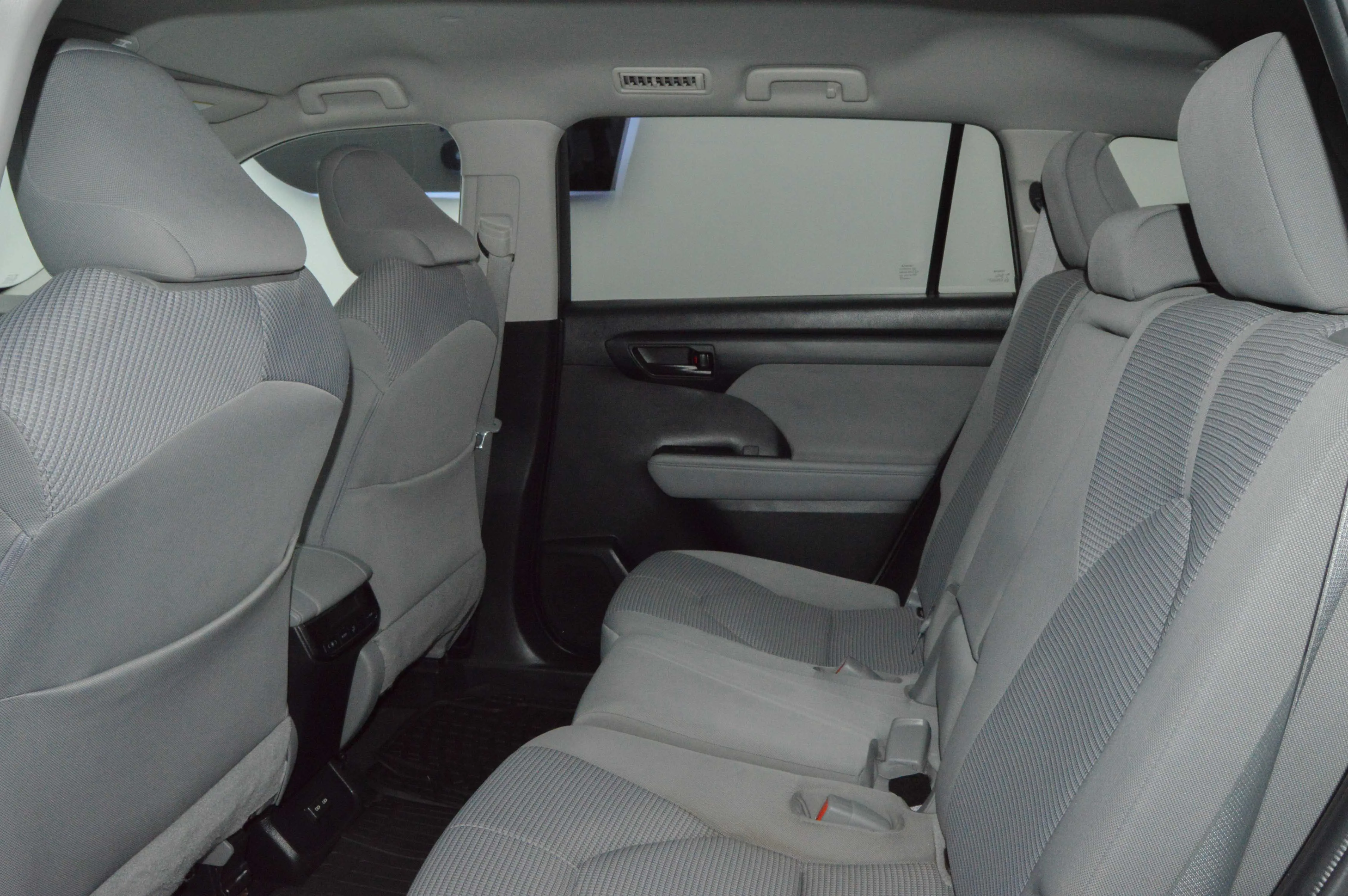 Toyota Highlander LE 2022