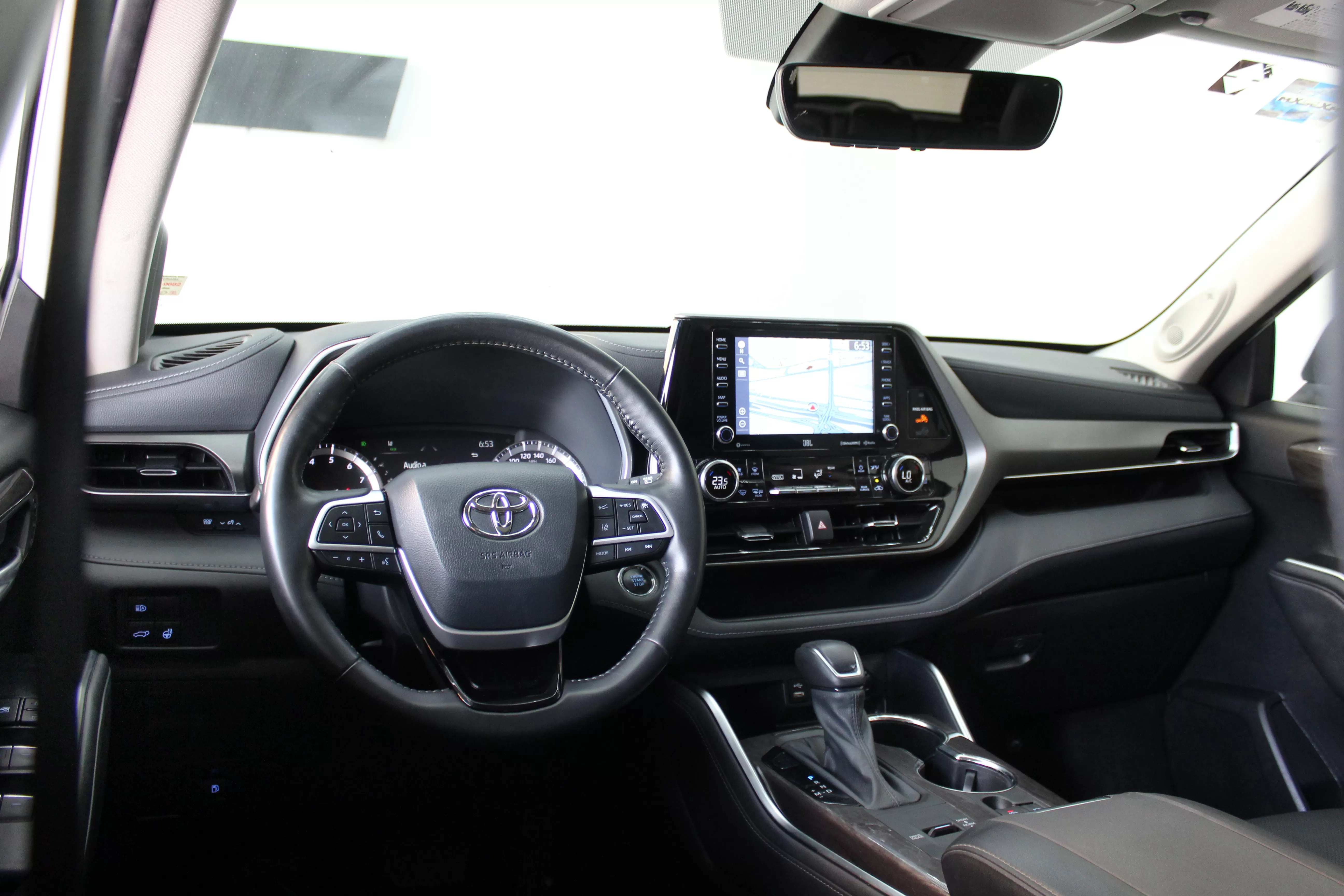 Toyota Highlander Limited 2022